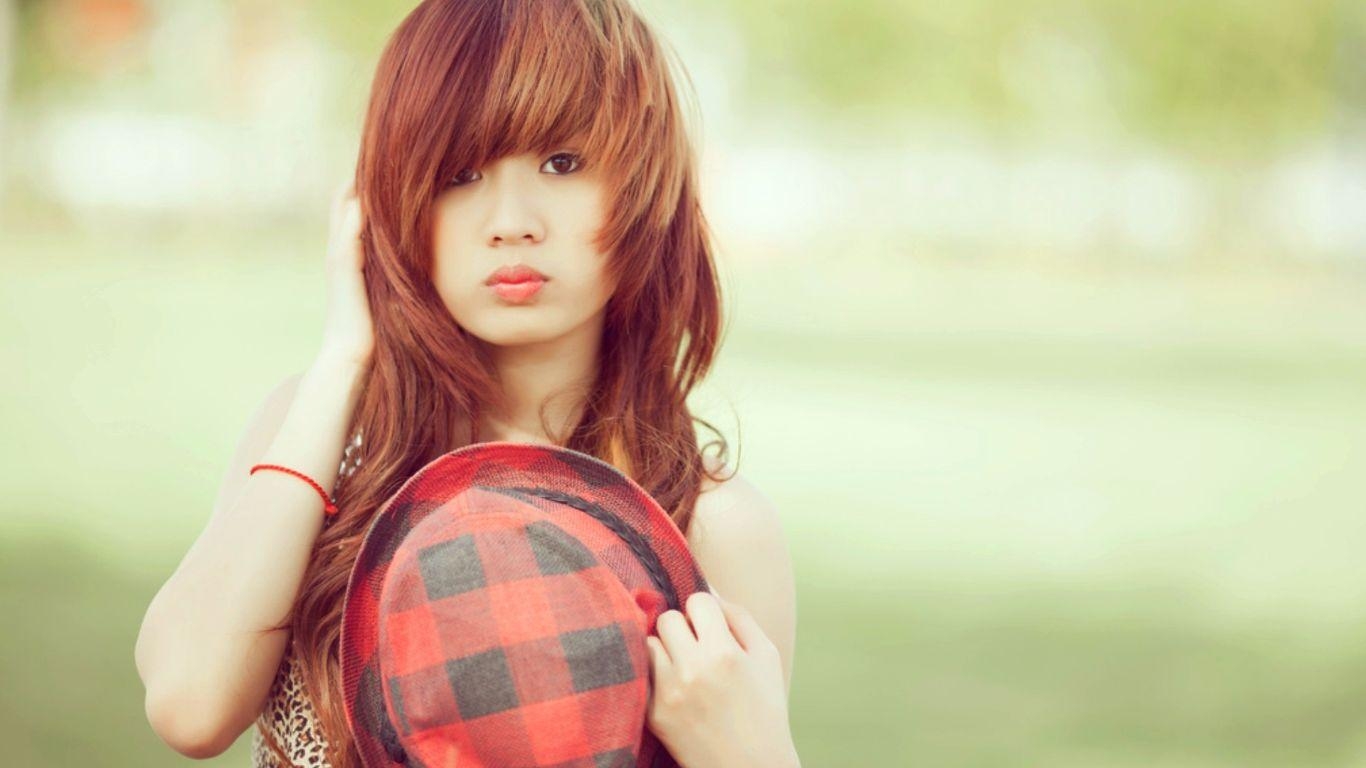 1370x770 Korean girl wallpaper, Desktop