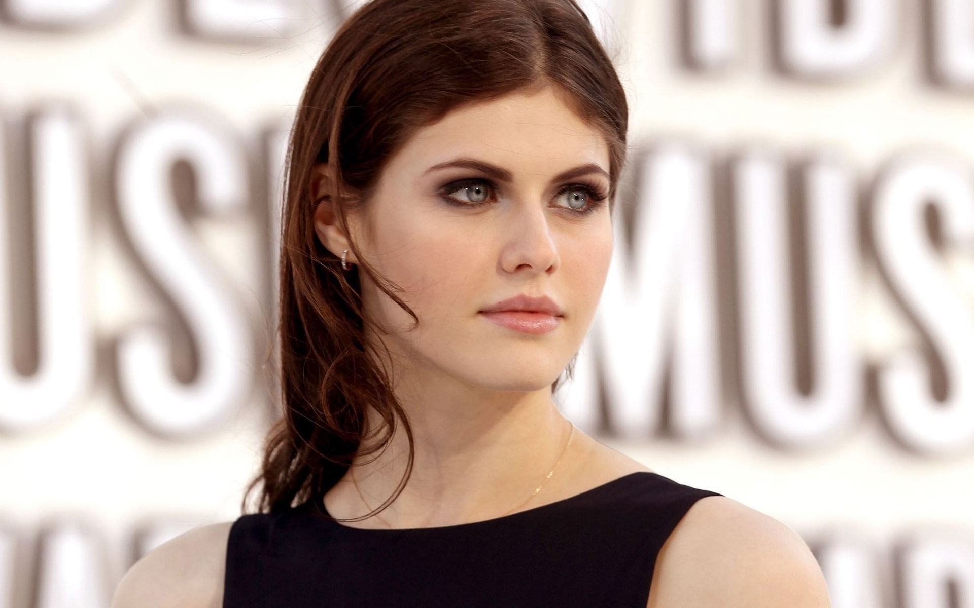 1920x1200 Desktop Wallpaper Beautiful Alexandra Daddario, HD Image, Picture, Background, Cywc O, Desktop