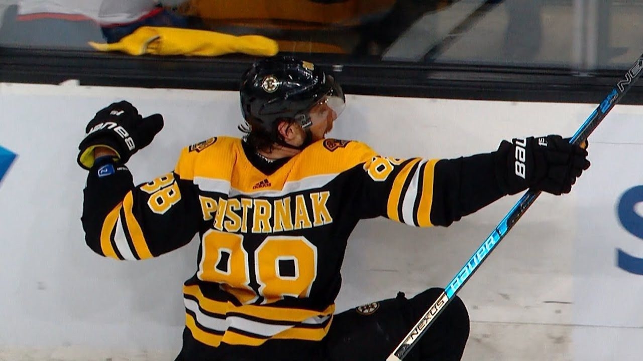 1280x720 Adventures with David Pastrnak and Fortnite, Desktop