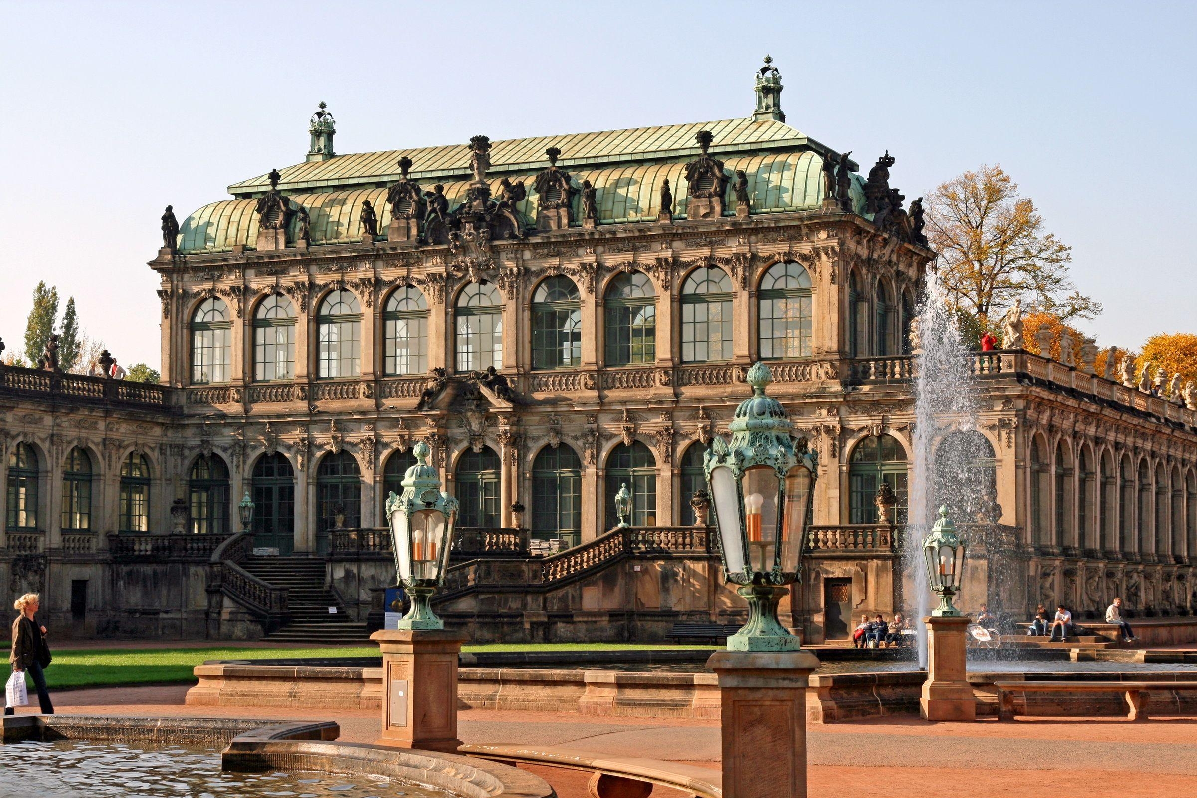 2400x1600 The Zwinger is a palace in Dresden, eastern Germany. Full HD, Desktop