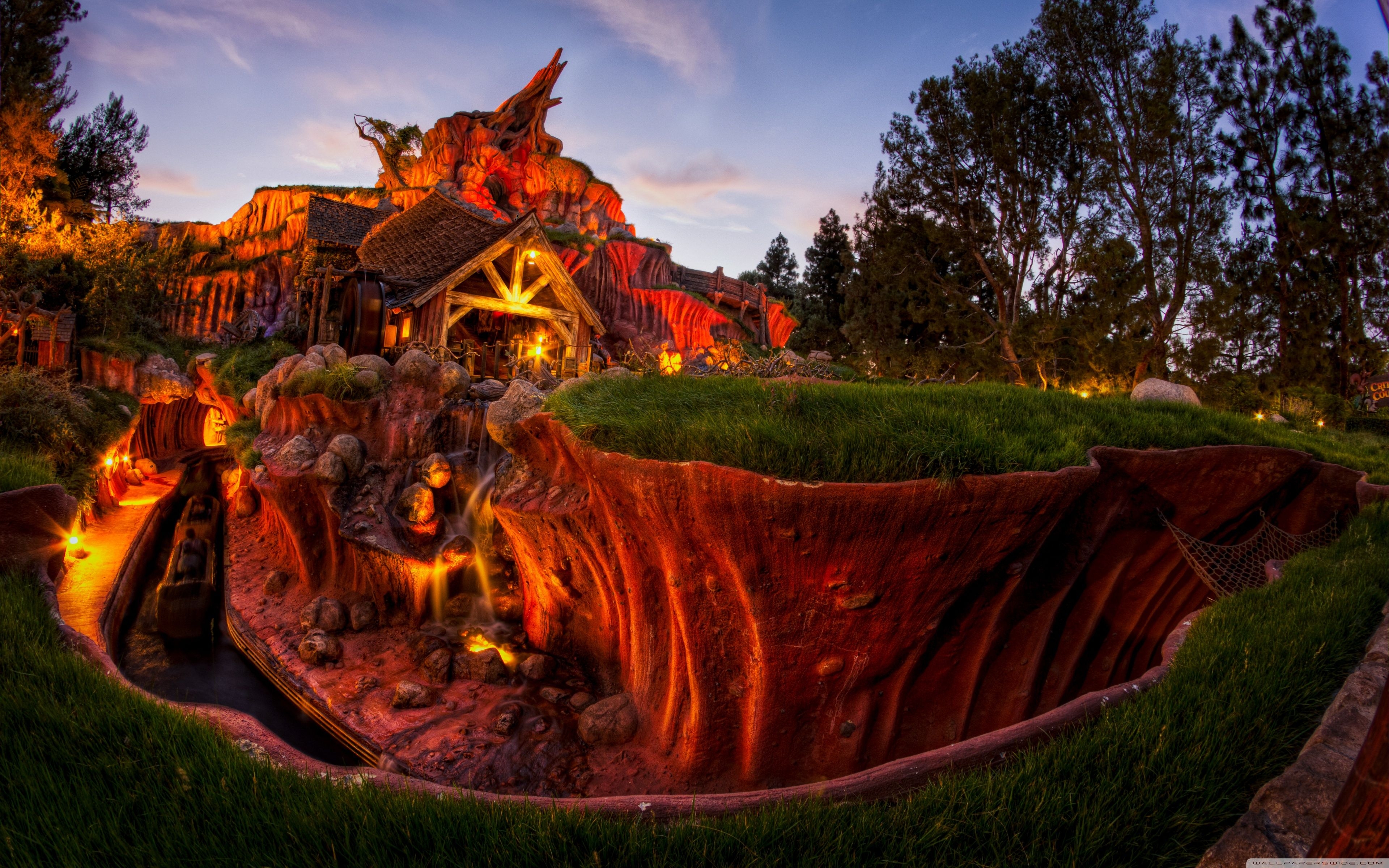 3840x2400 Splash Mountain Ultra HD Desktop Background Wallpaper for 4K UHD, Desktop