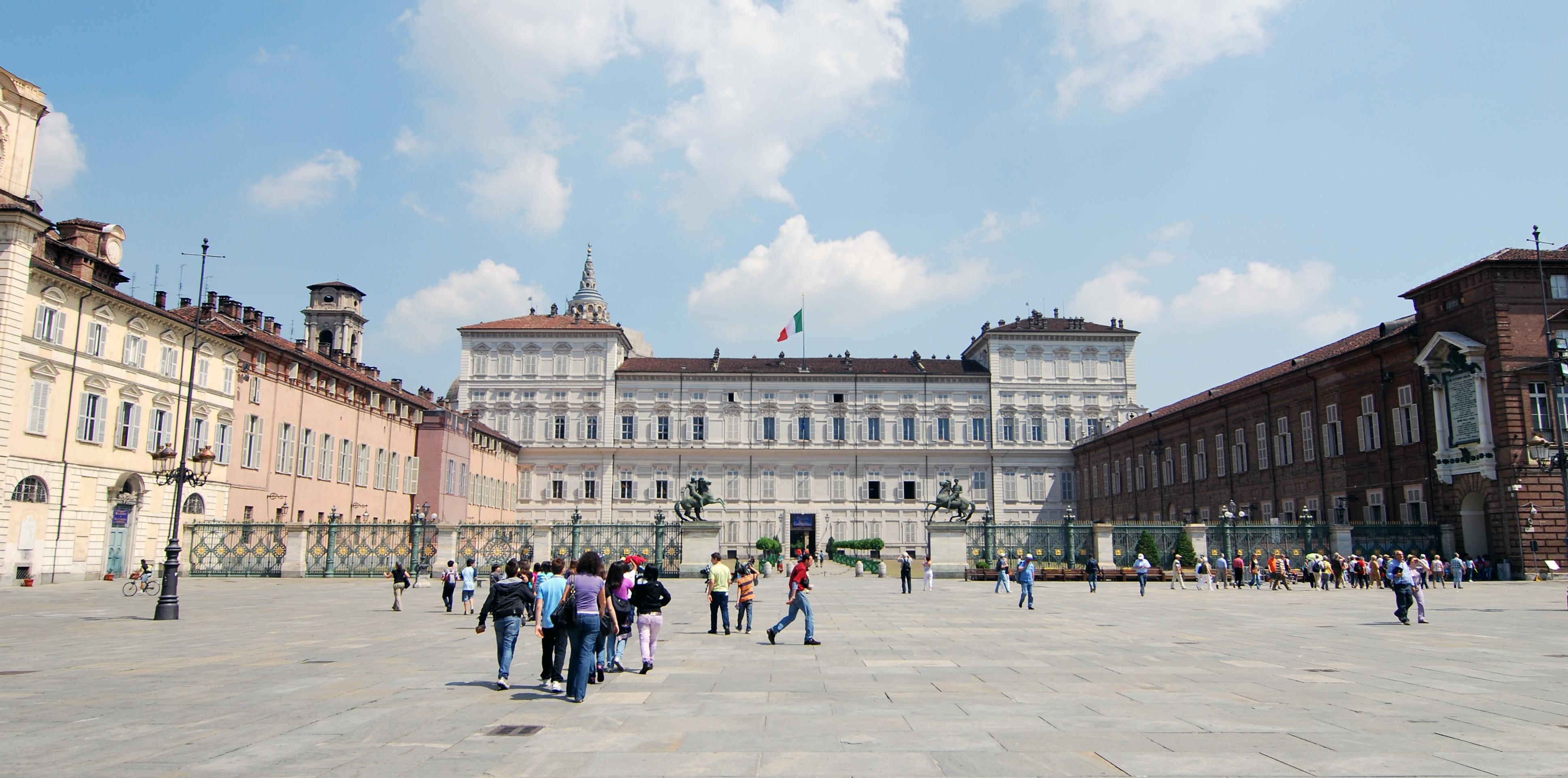 3880x1920 Palazzo Madama, Turin Wallpaper 23 X 1920, Dual Screen