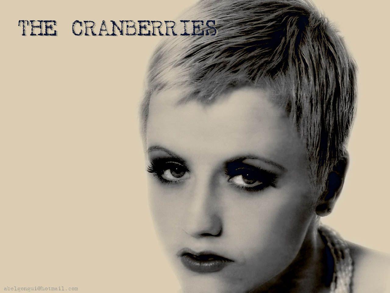 1280x960 Dolores O Riordan, Desktop