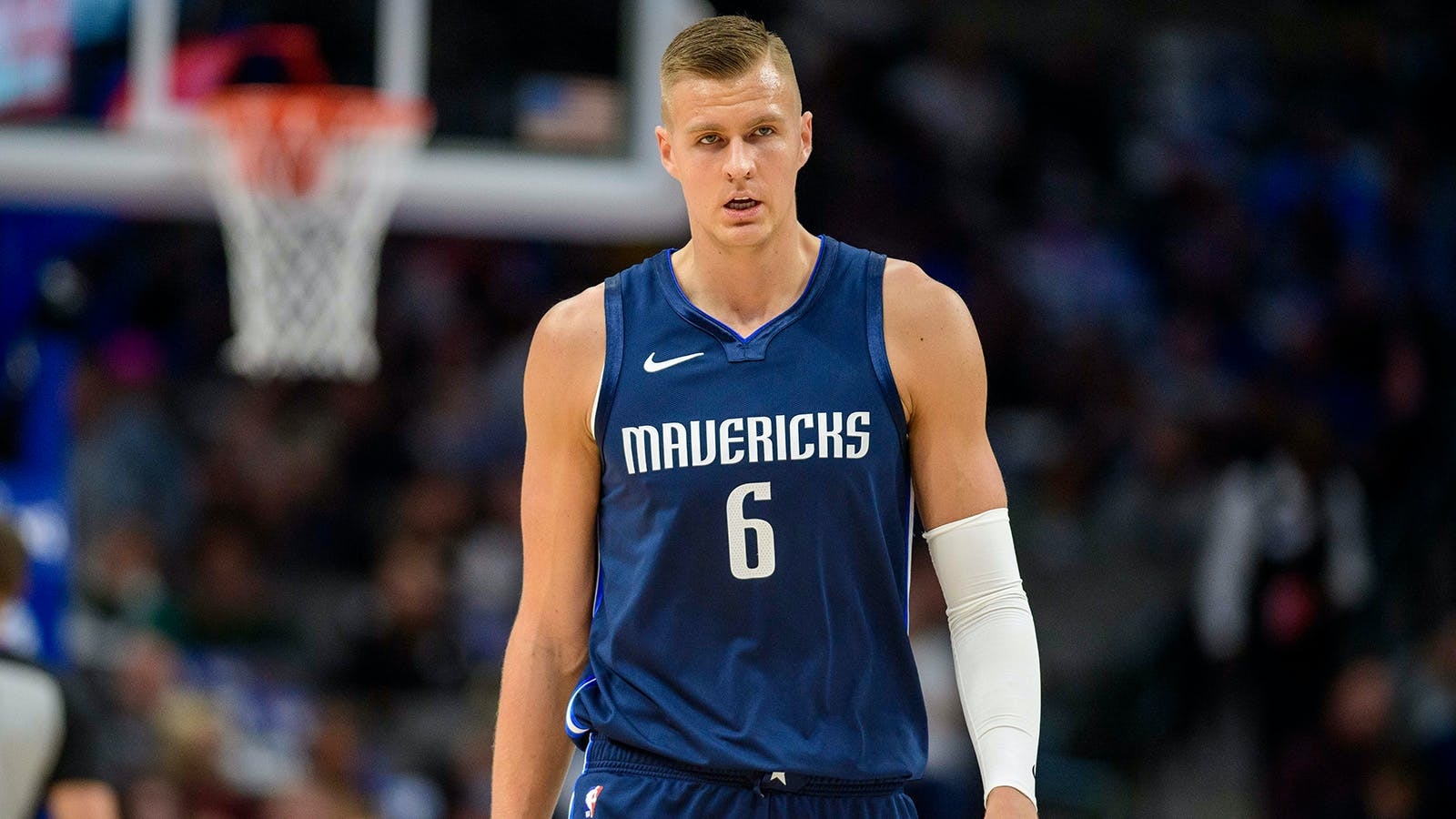 1600x900 My Knee Was Just Locked: Mavericks' Kristaps Porzingis Reveals Details About Knee Injury, Desktop