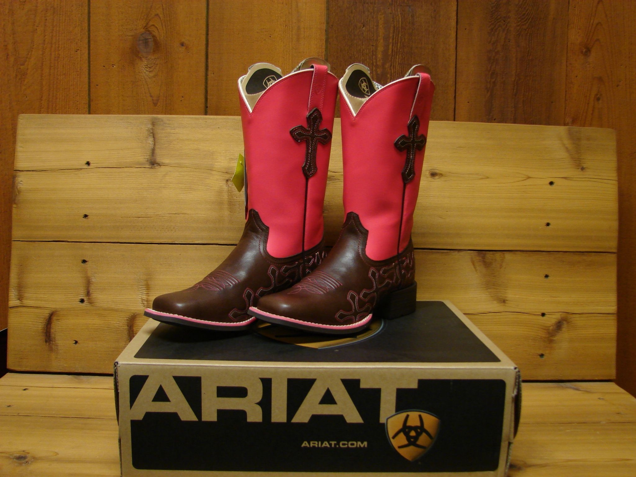 2050x1540 For Her. Boots, Cool boots, Ariat boots, Desktop