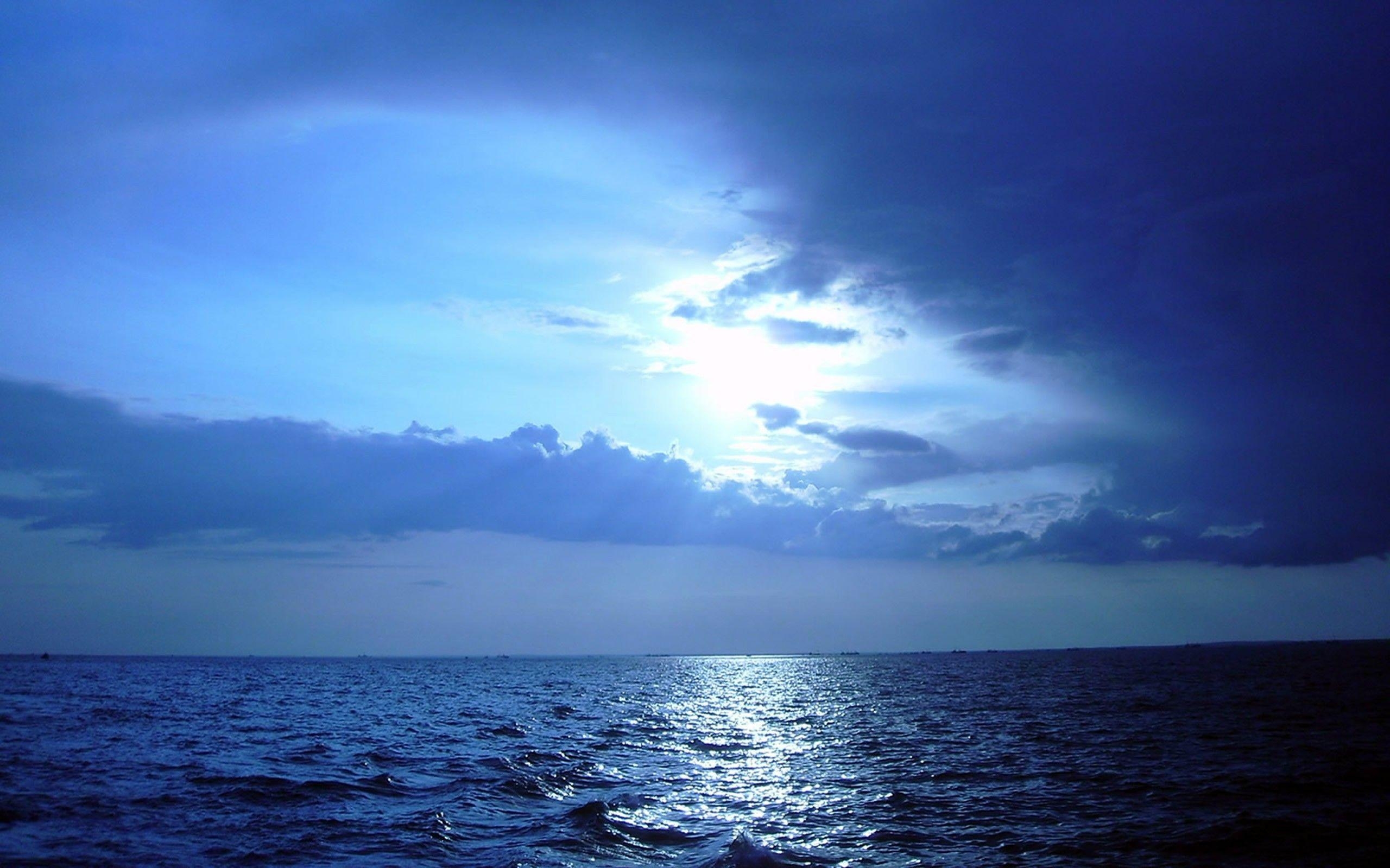 2560x1600 Oceans: Reflection Solstice Clouds Summer Ocean Nature Blue Twilight, Desktop