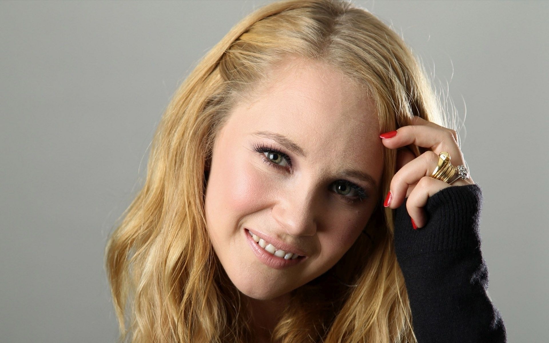 1920x1200 Juno Temple Smile Wallpaper 58833 px, Desktop