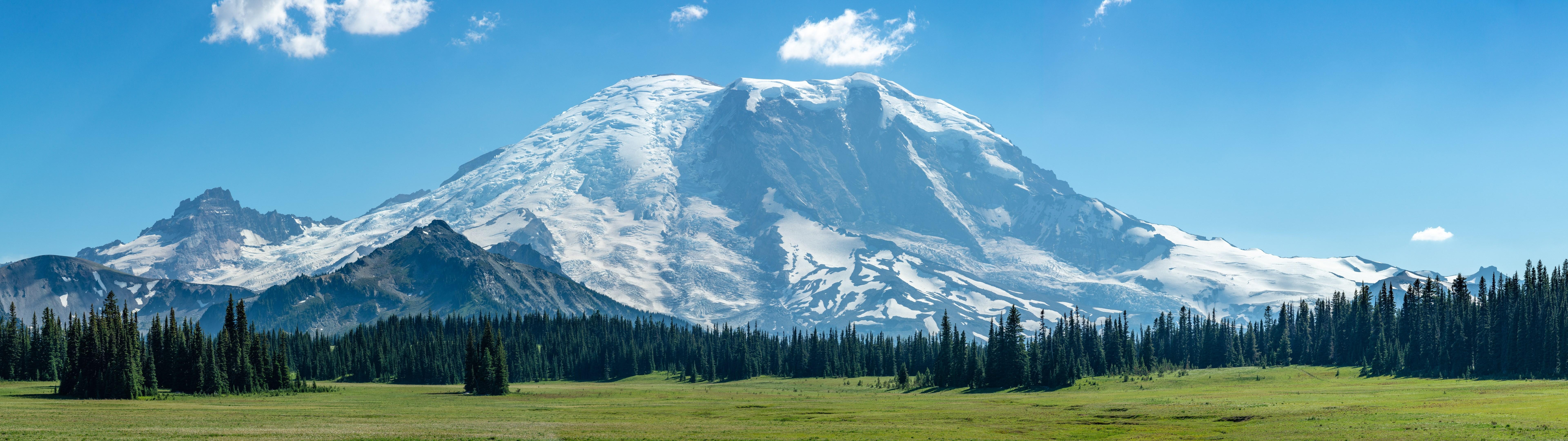 7680x2160 Mount Rainier from Grand Park, Dual Screen