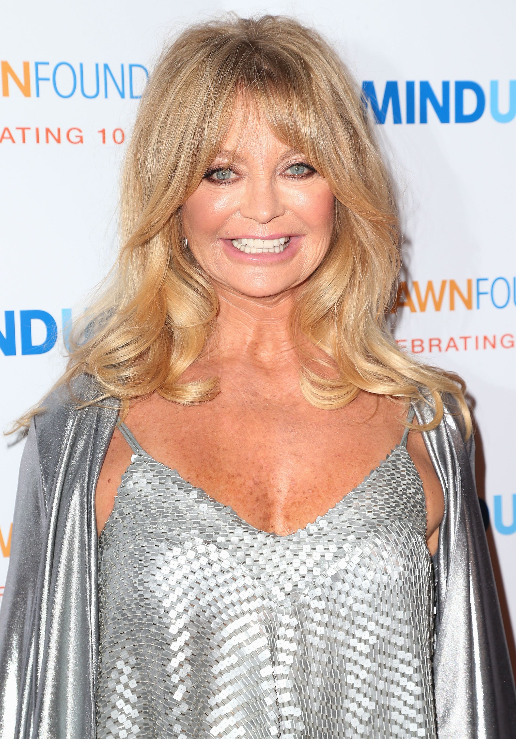 2100x3000 Goldie Hawn HD Wallpaperwallpaper.net, Phone