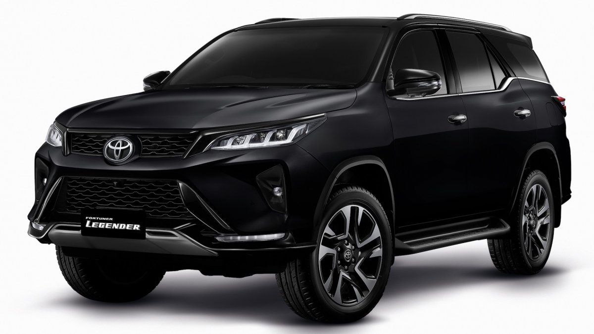 1200x680 Toyota Fortuner Legender Exterior & Interior Detailed In 18 Full HD Image, Desktop