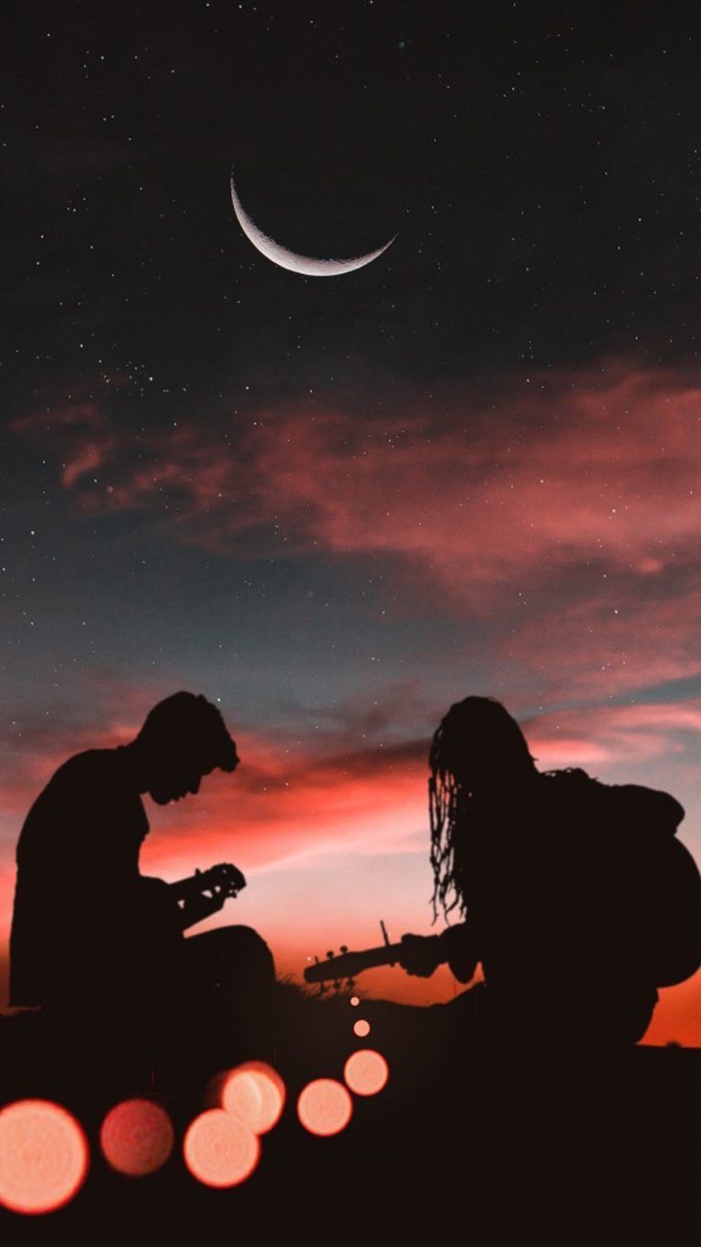 770x1370 Romantic Couple Playing Guitar Sunset Half Moon. Wallpaper iphone love, Romantic background, Romantic wallpaper, Phone