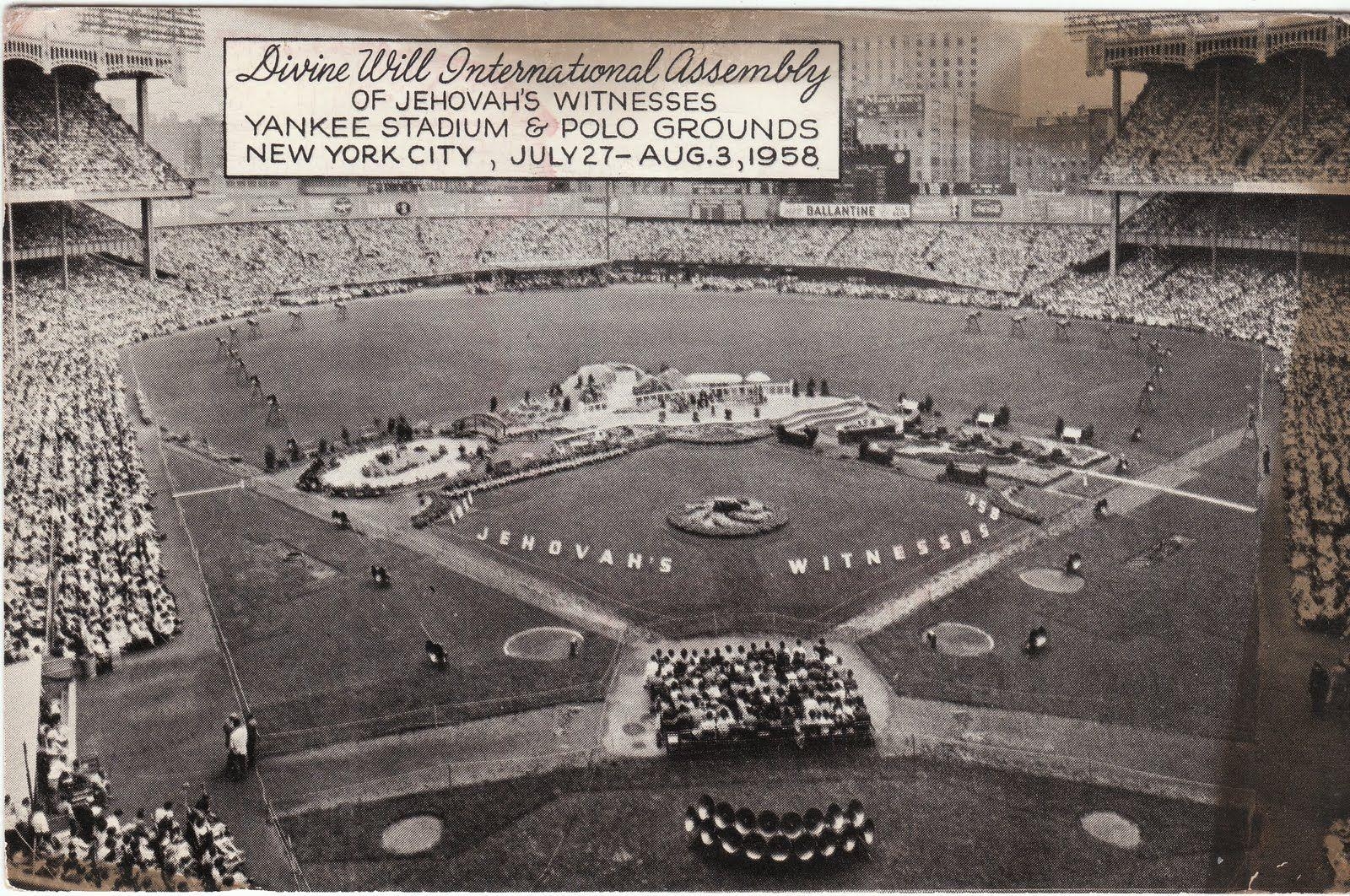1600x1070 Jehovah witnesses image 1958 District Convention At Yankee Stadium, Desktop