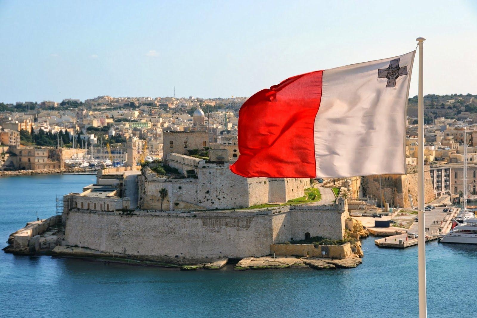 1600x1070 Graafix!: Flag of Malta, Desktop