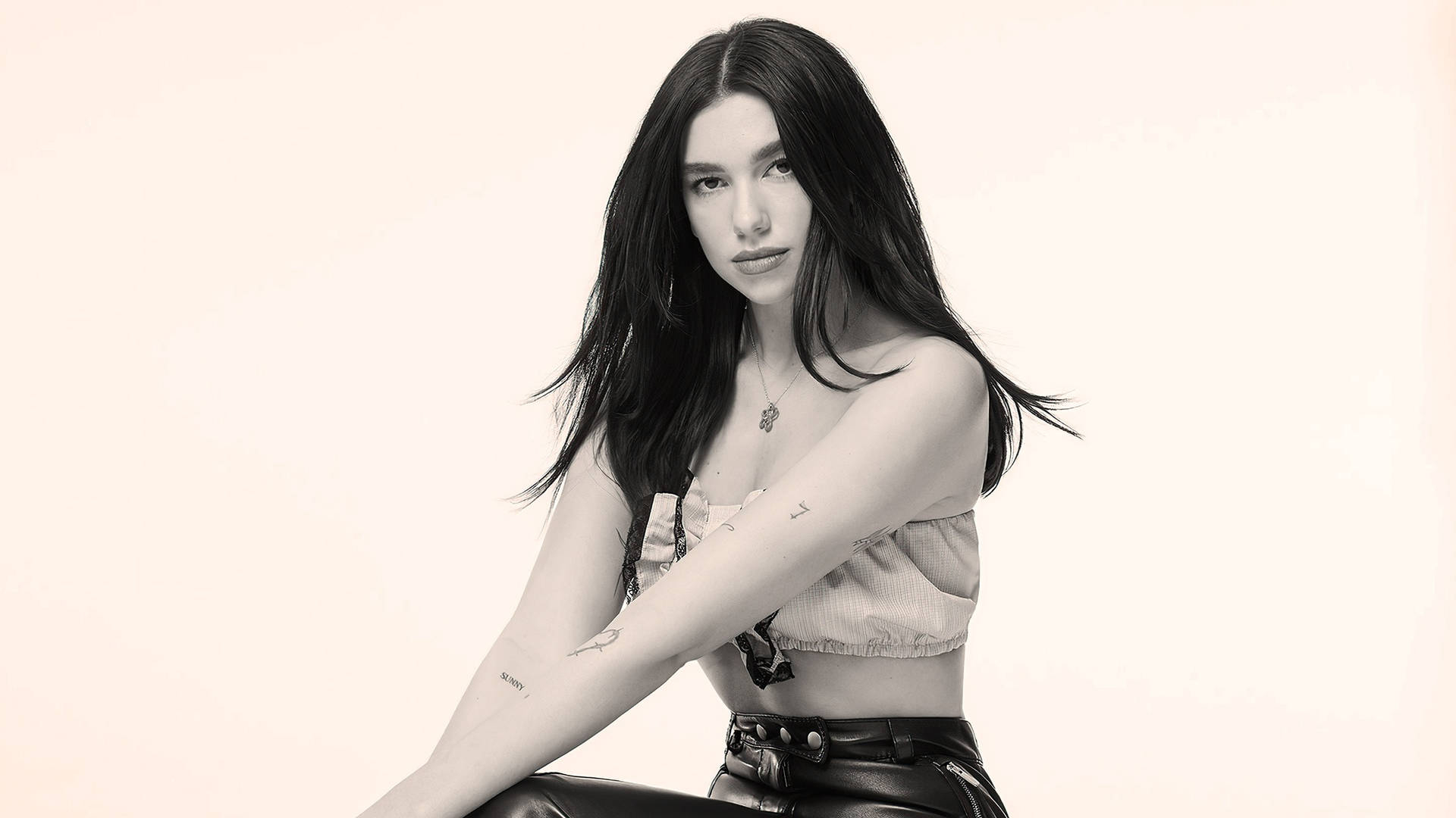 1920x1080 Download Pretty Model Dua Lipa Wallpaper, Desktop