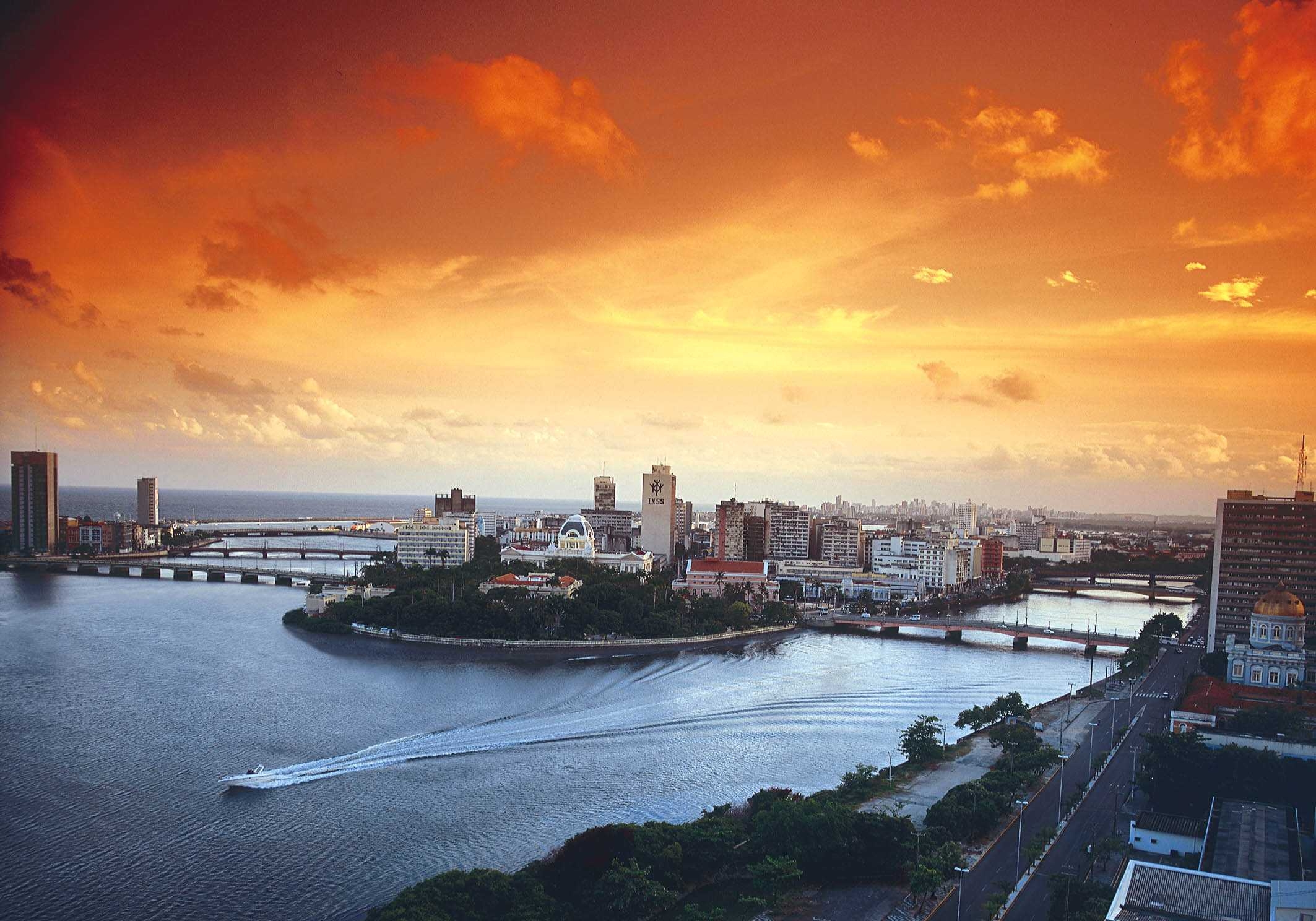 2130x1490 Pernambuco School on Software Engineering: Software Testing. Recife, Desktop