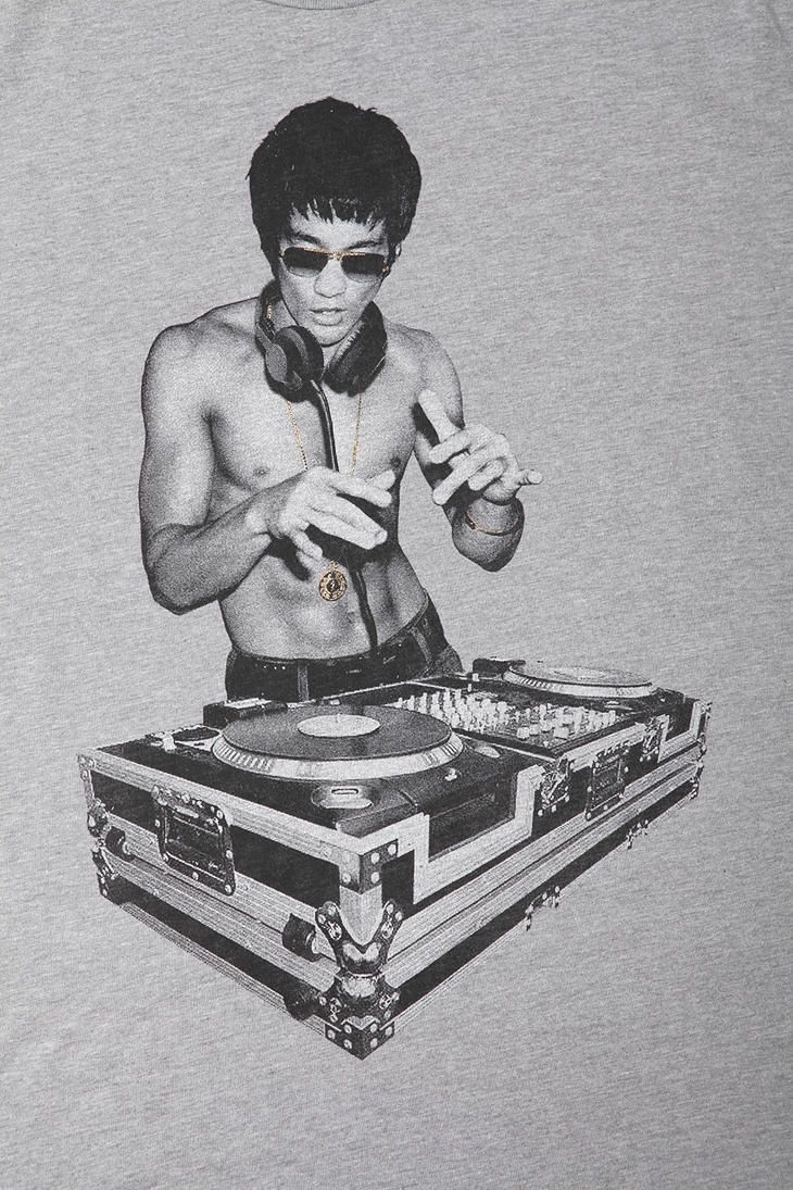 730x1100 Bruce Lee iPhone Wallpaper, Phone