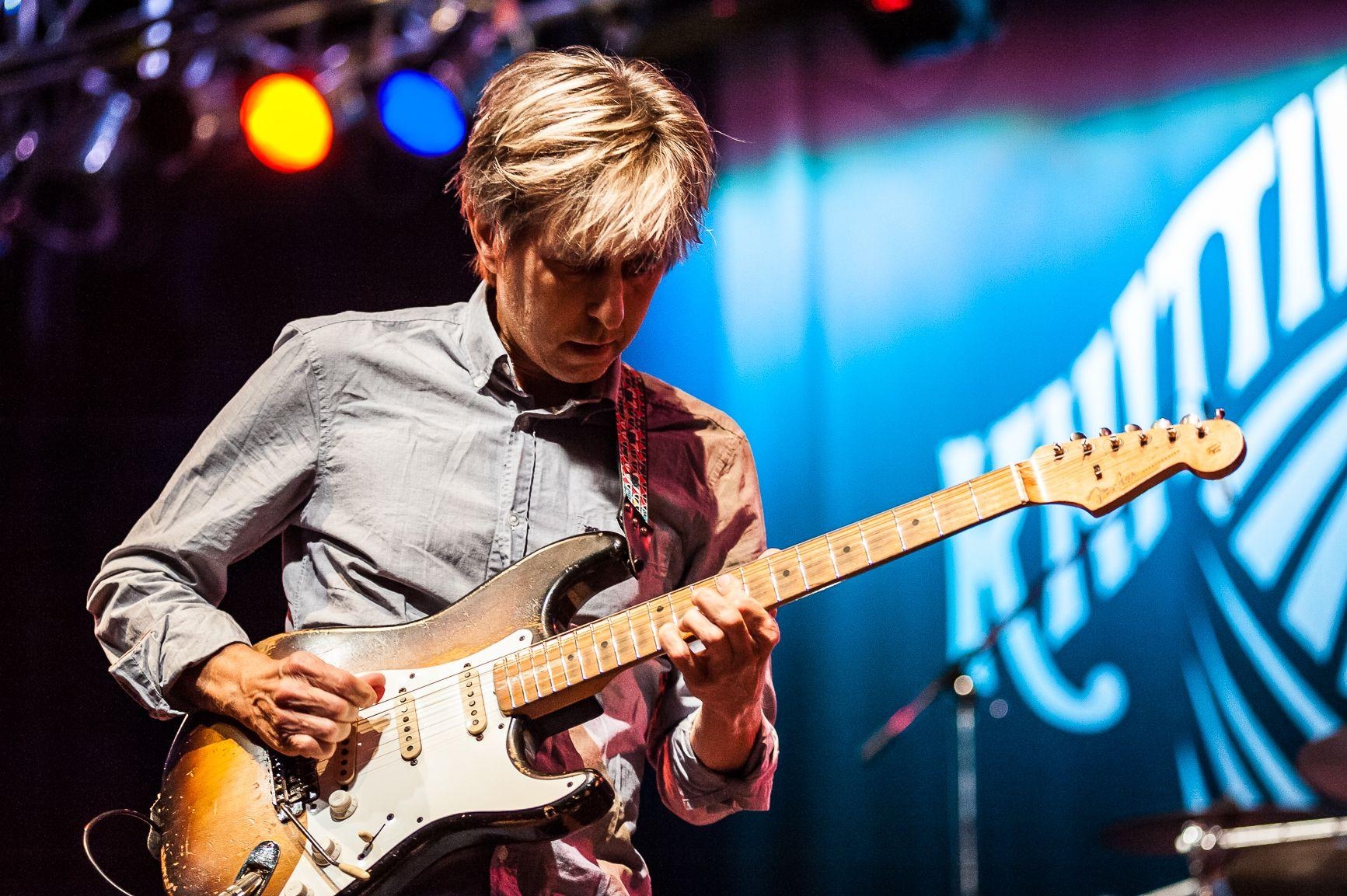 1740x1160 3938x2625px 2923.83 KB Eric Johnson, Desktop