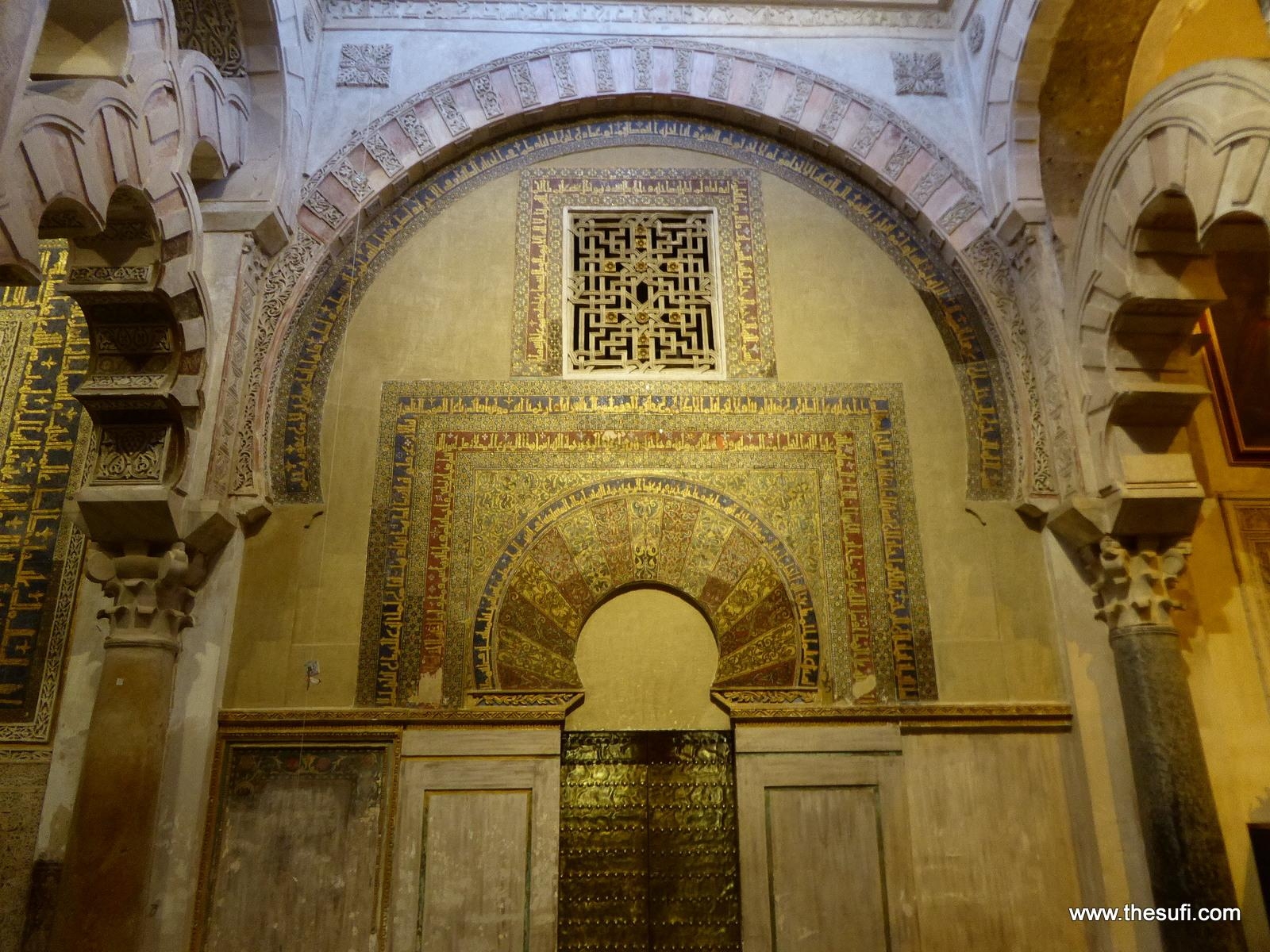 1600x1200 Visit To Mosque Cathedral Of Cordoba: Travel Guide, Desktop