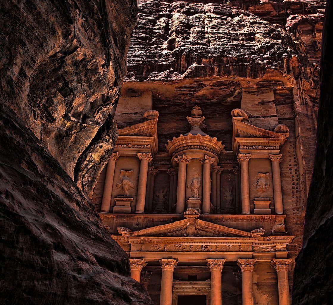 1120x1030 Things to See and Do in Petra, Jordan, Desktop