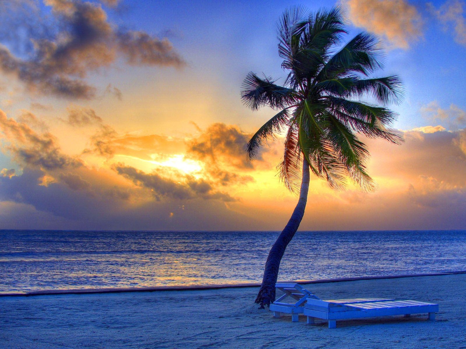 1600x1200 Ambergris Caye Belize Wallpaper, Desktop