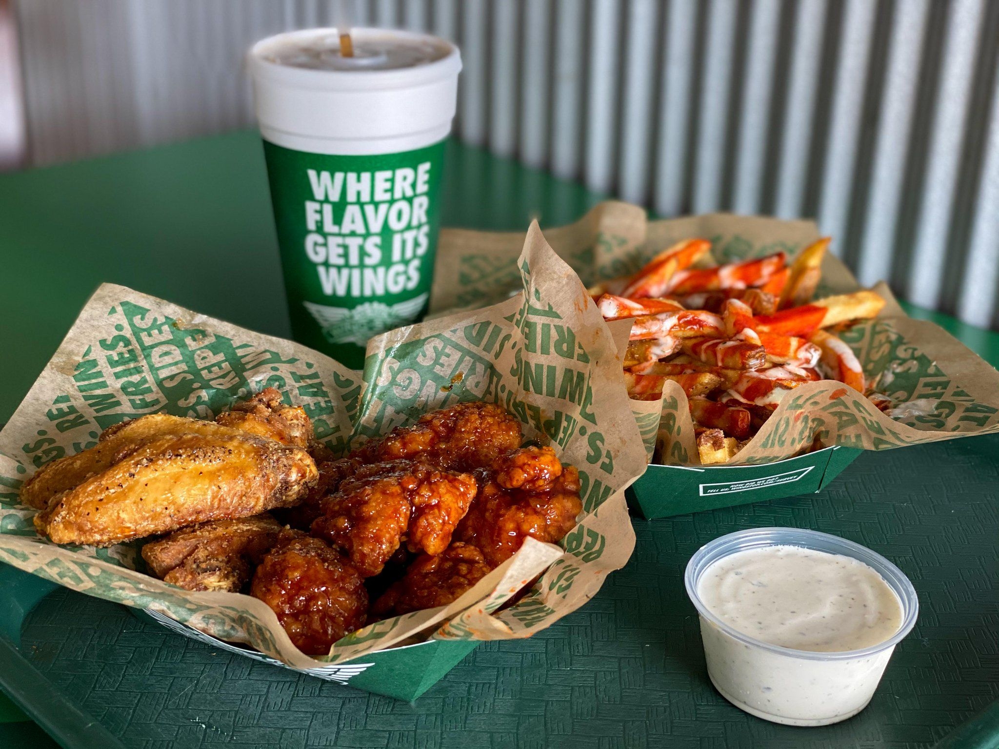 2050x1540 Wingstop, Desktop