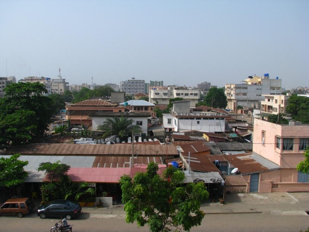 1030x770 benin houses. HD Windows Wallpaper, Desktop