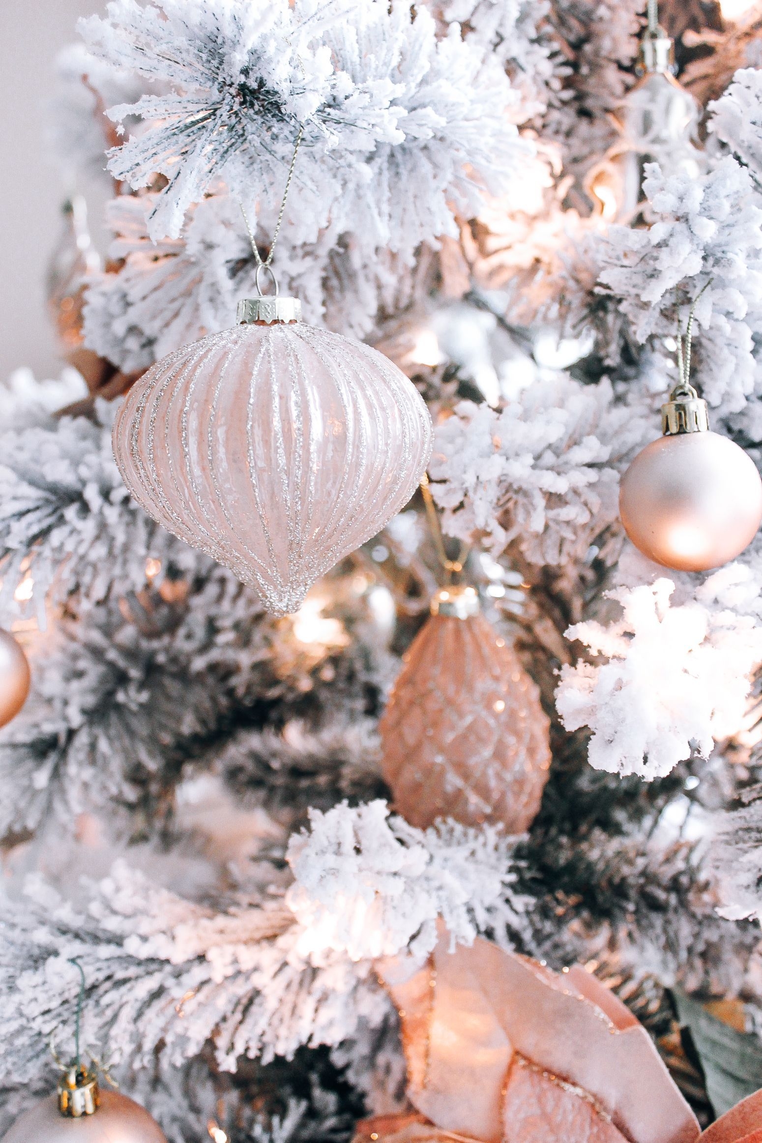 1550x2330 Blush Pink, Rose Gold, & White Christmas Decor. Gold christmas decorations, Rose gold christmas, Christmas rose, Phone