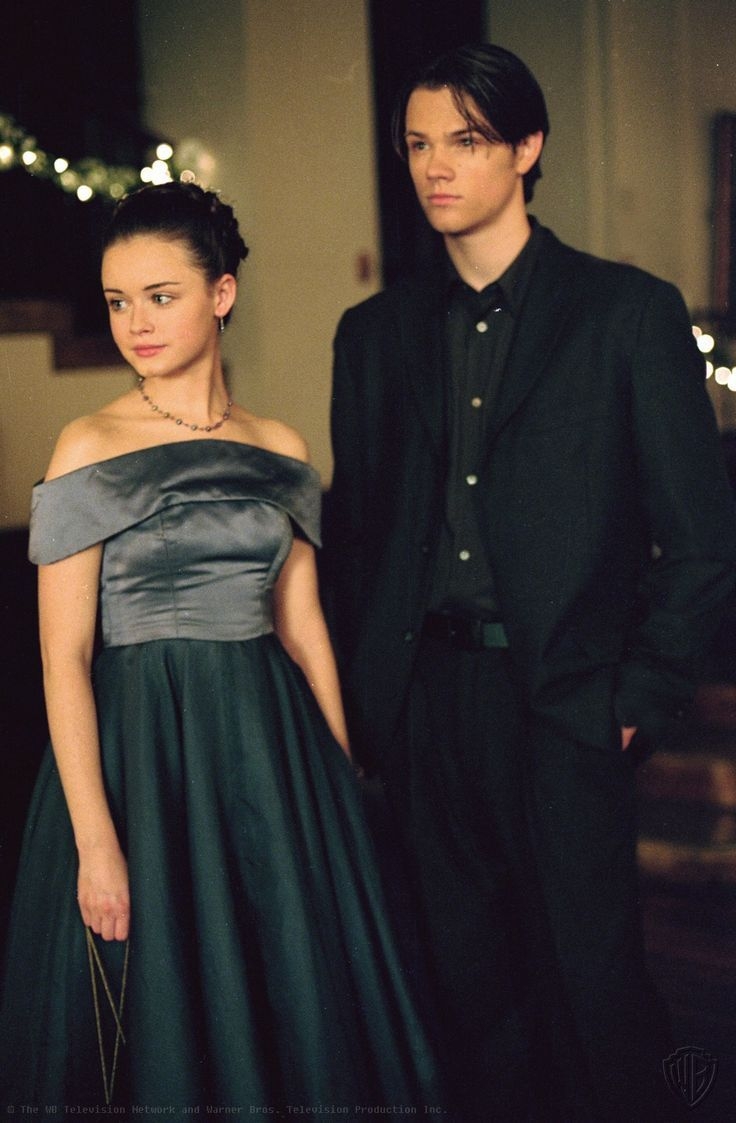 740x1130 latest (736×1123). Girlmore girls, Gilmore girls, Glimore girls, Phone