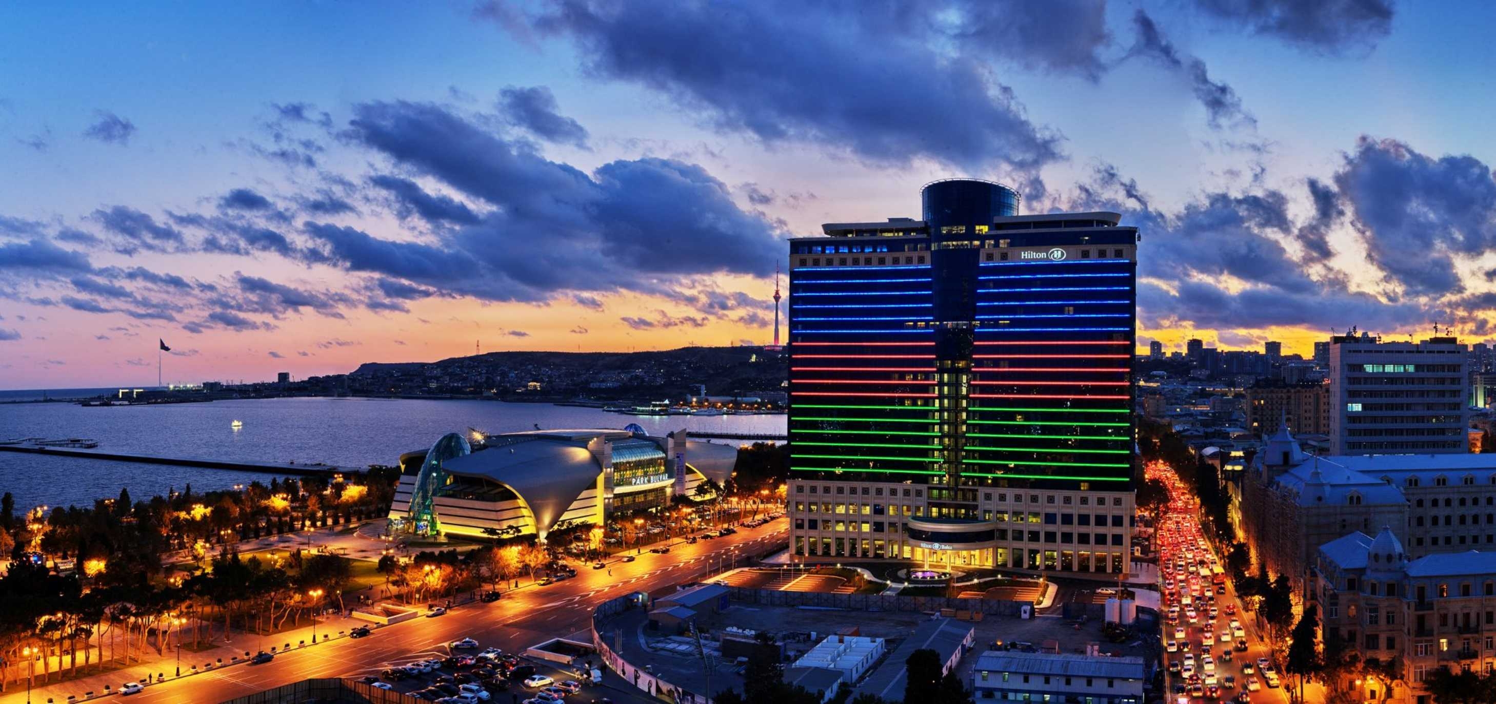2920x1380 HD Baku Wallpaper, Dual Screen