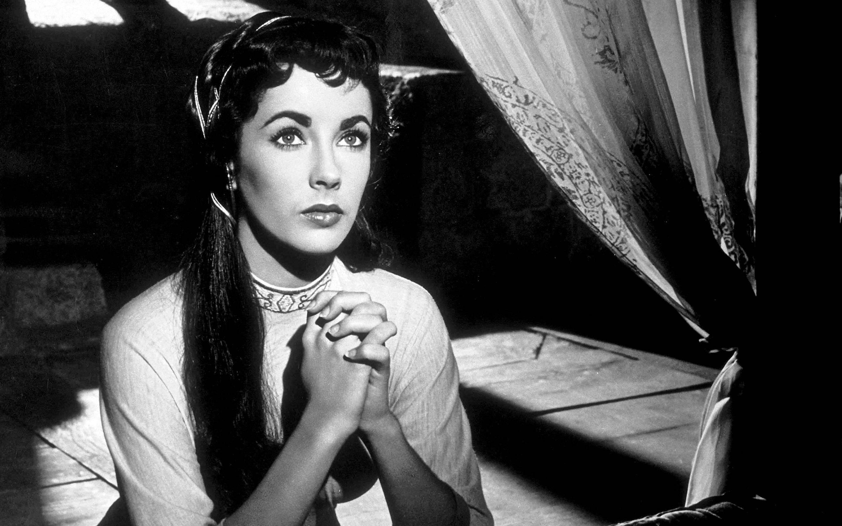 2880x1800 Elizabeth Taylor Ivanhoe, Desktop