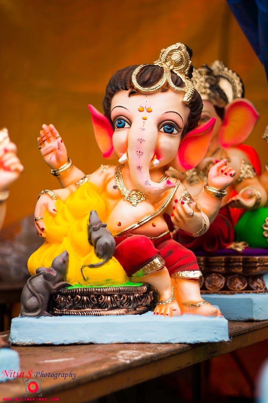 900x1350 Little Ganesh. Urmila mistry. Ganesh idol, Ganesh statue, Phone