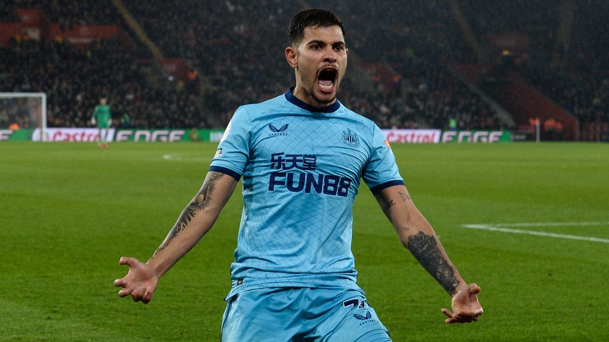 1200x680 Newcastle United news as Bruno Guimaraes compared to former great after Southampton goal, Desktop