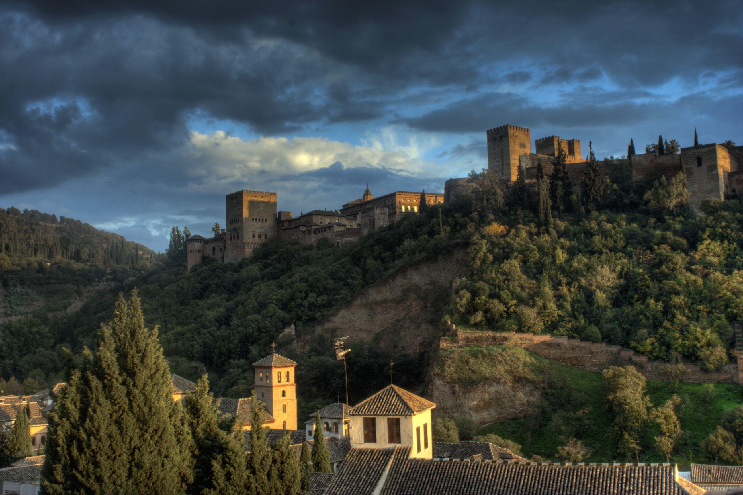 2600x1730 Spain Granada Andalusia Cities, Desktop