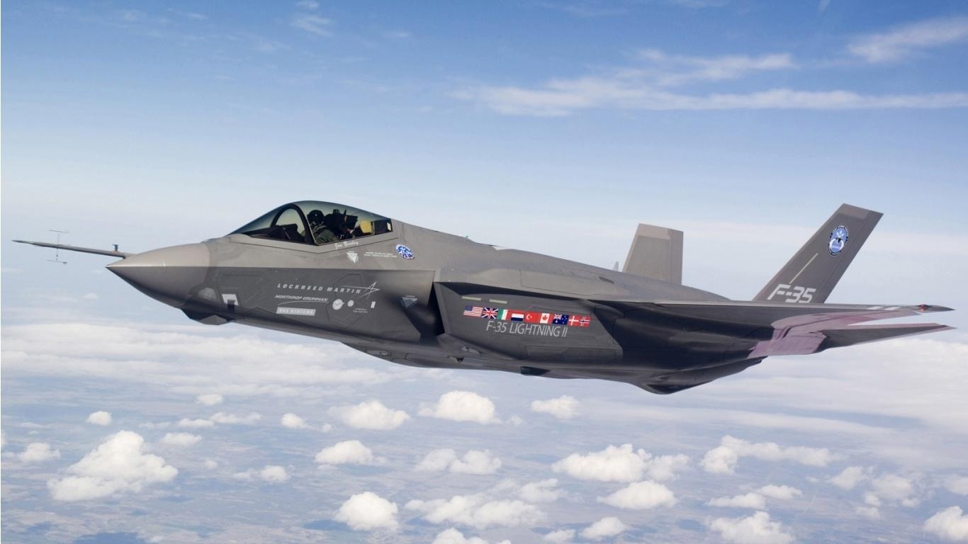 1370x770 F 35 Lightning II Martin Wallpaper, Desktop