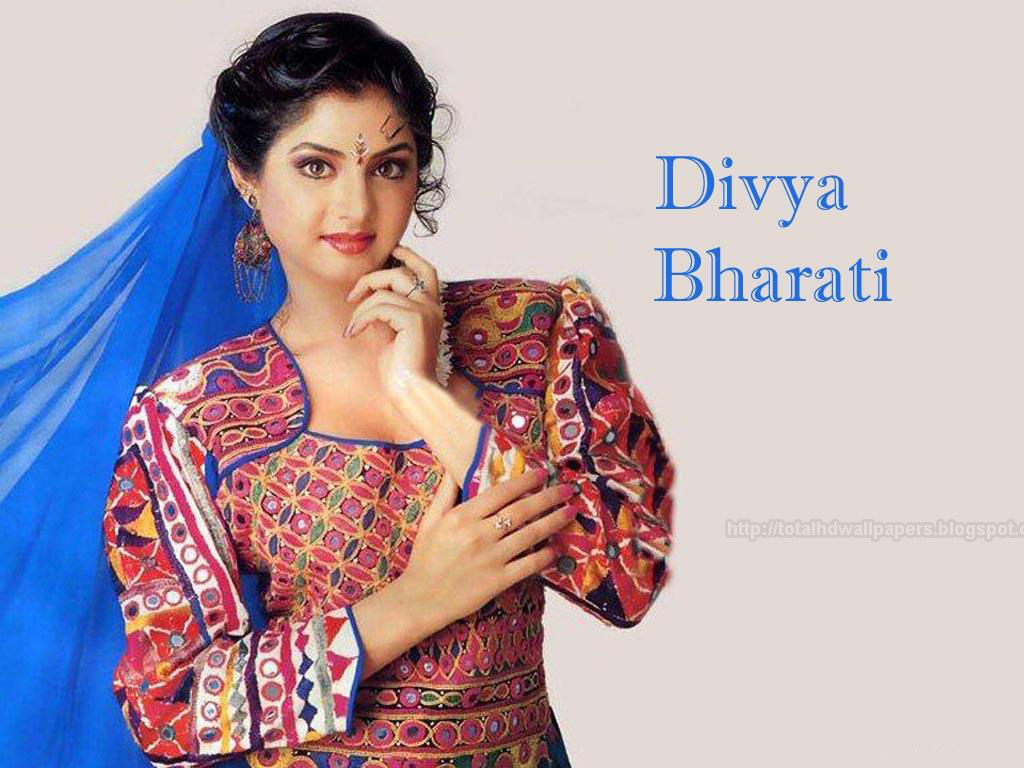 1030x770 divya bharti HD wallpaper, sari, clothing, maroon, photo shoot, fashion model, Desktop