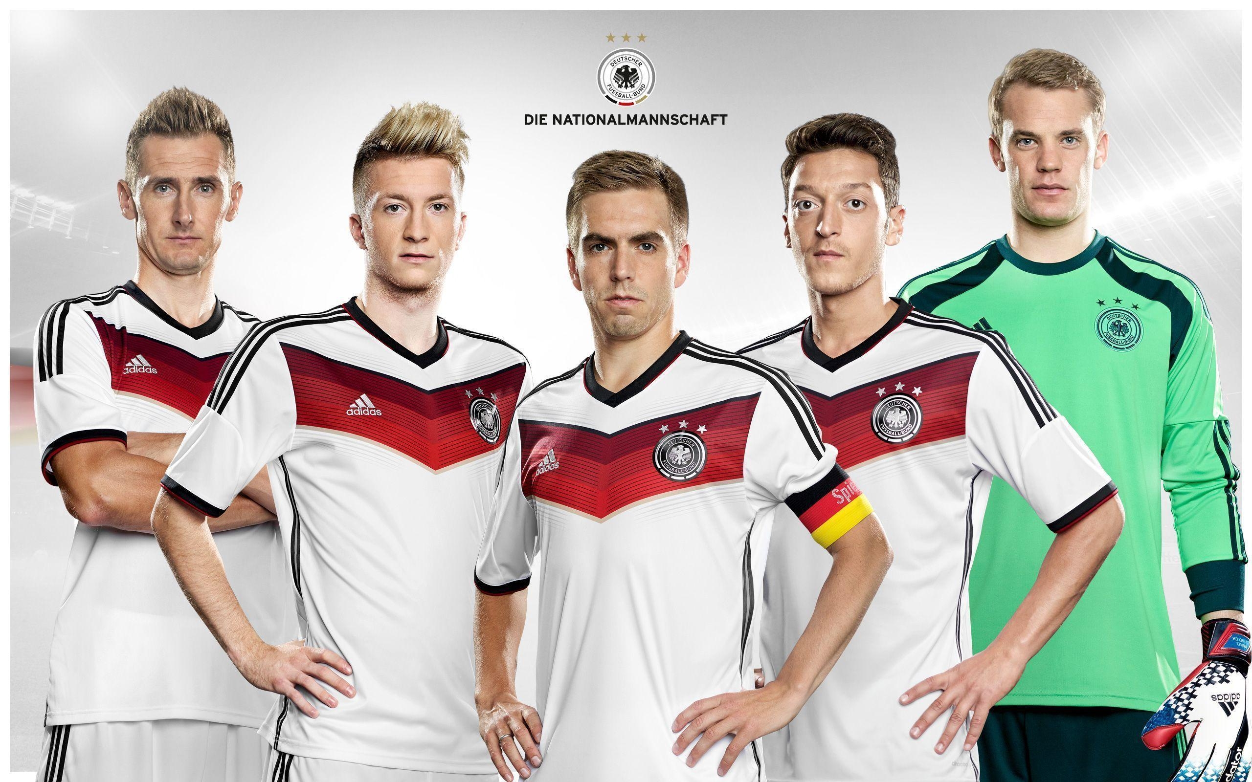 2560x1600 PC German National Team Wallpaper, Olena Naile, Desktop