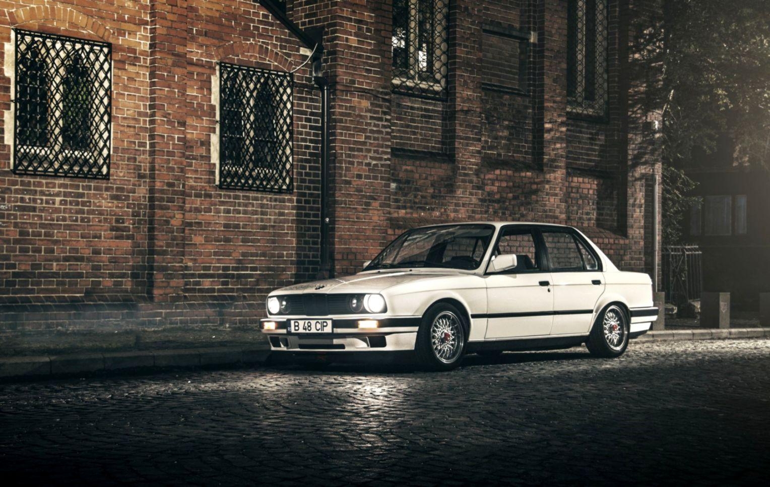 1530x970 Bmw 3 Series E30 Sedan HD Wallpaper, Desktop