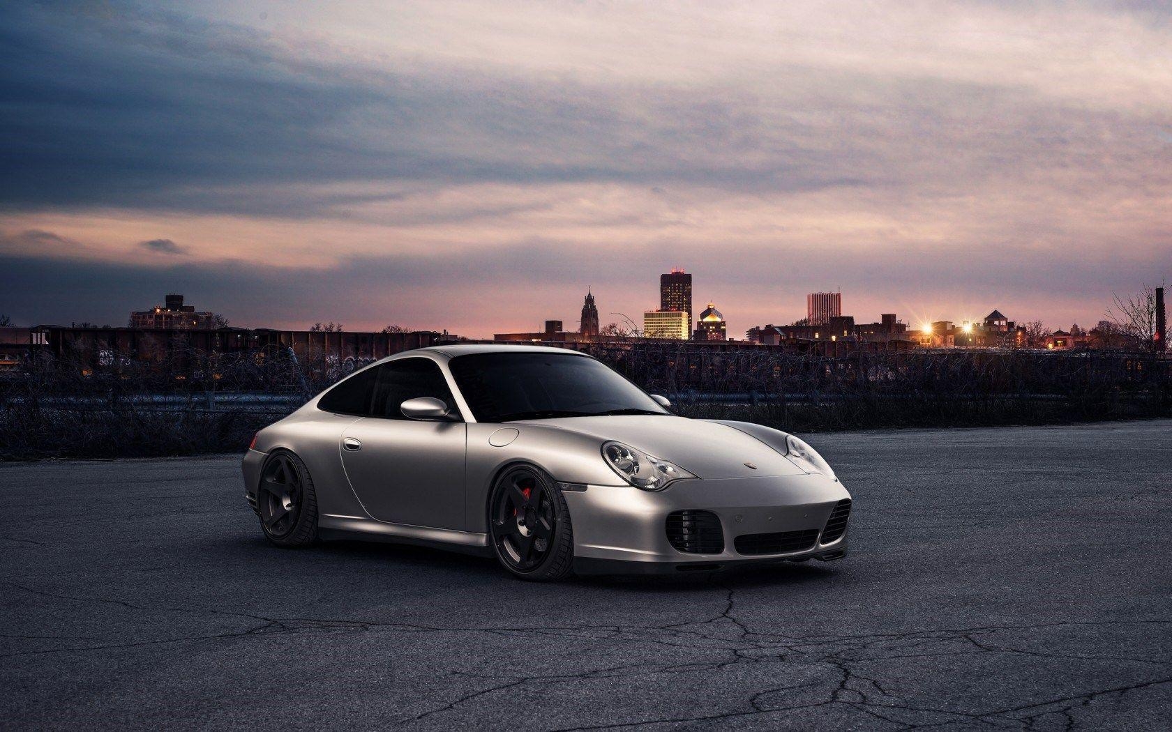 1680x1050 Porsche 911 Front City HD Wallpaper, Desktop