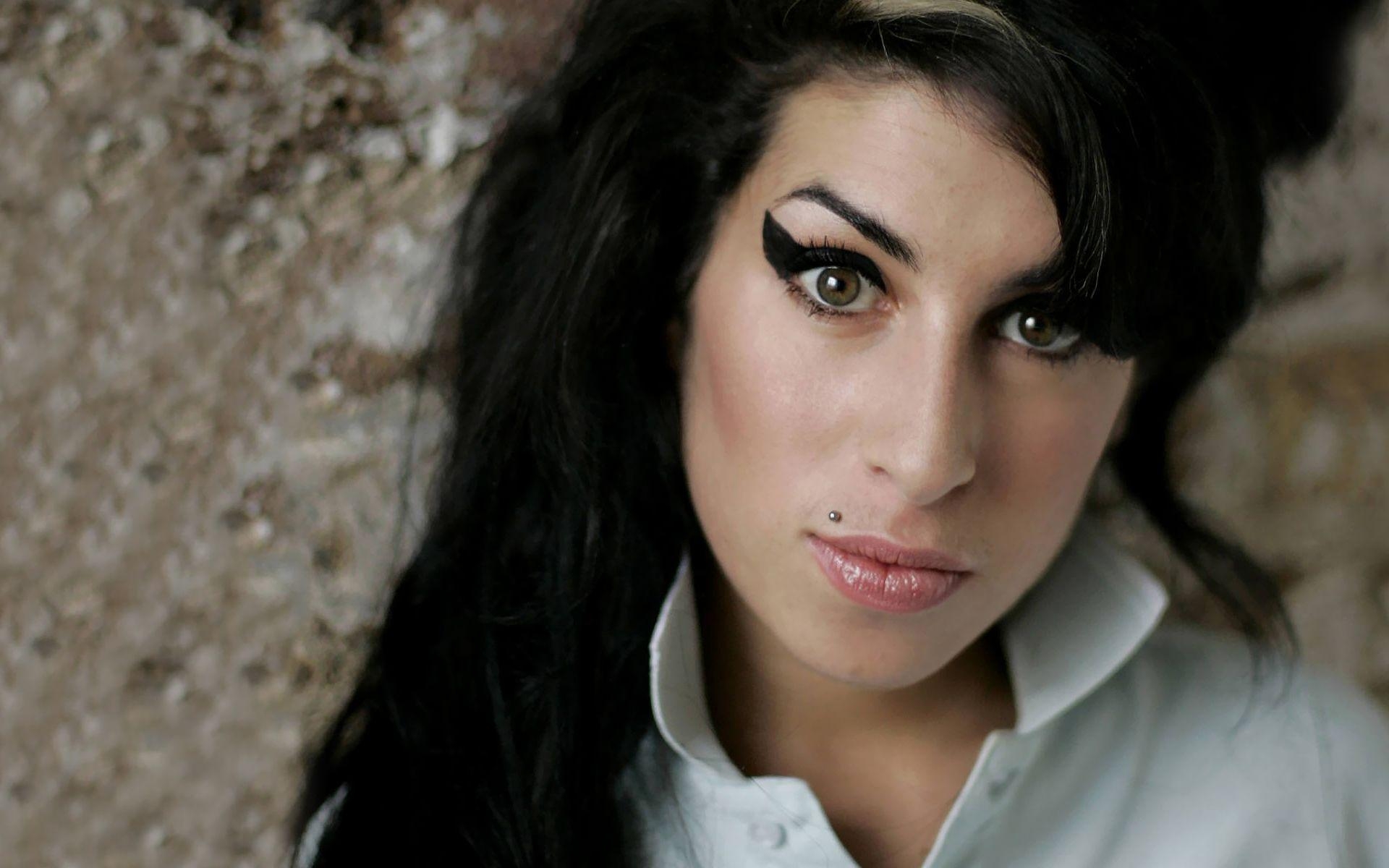 1920x1200 Amy Winehouse Wallpaper 32913  px, Desktop