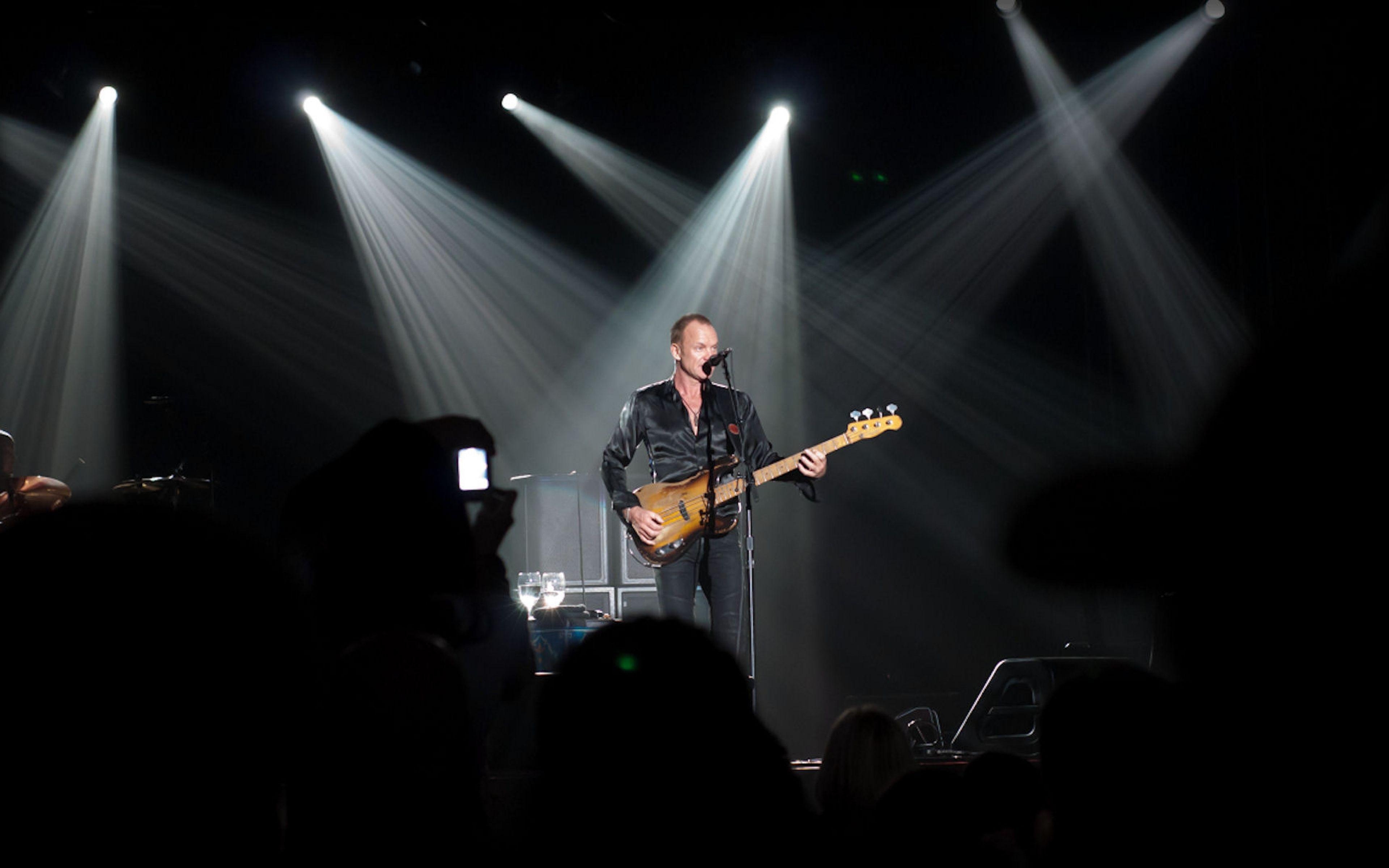 3840x2400 Download Wallpaper  Sting, Light, Fan, Scene, Show Ultra, Desktop