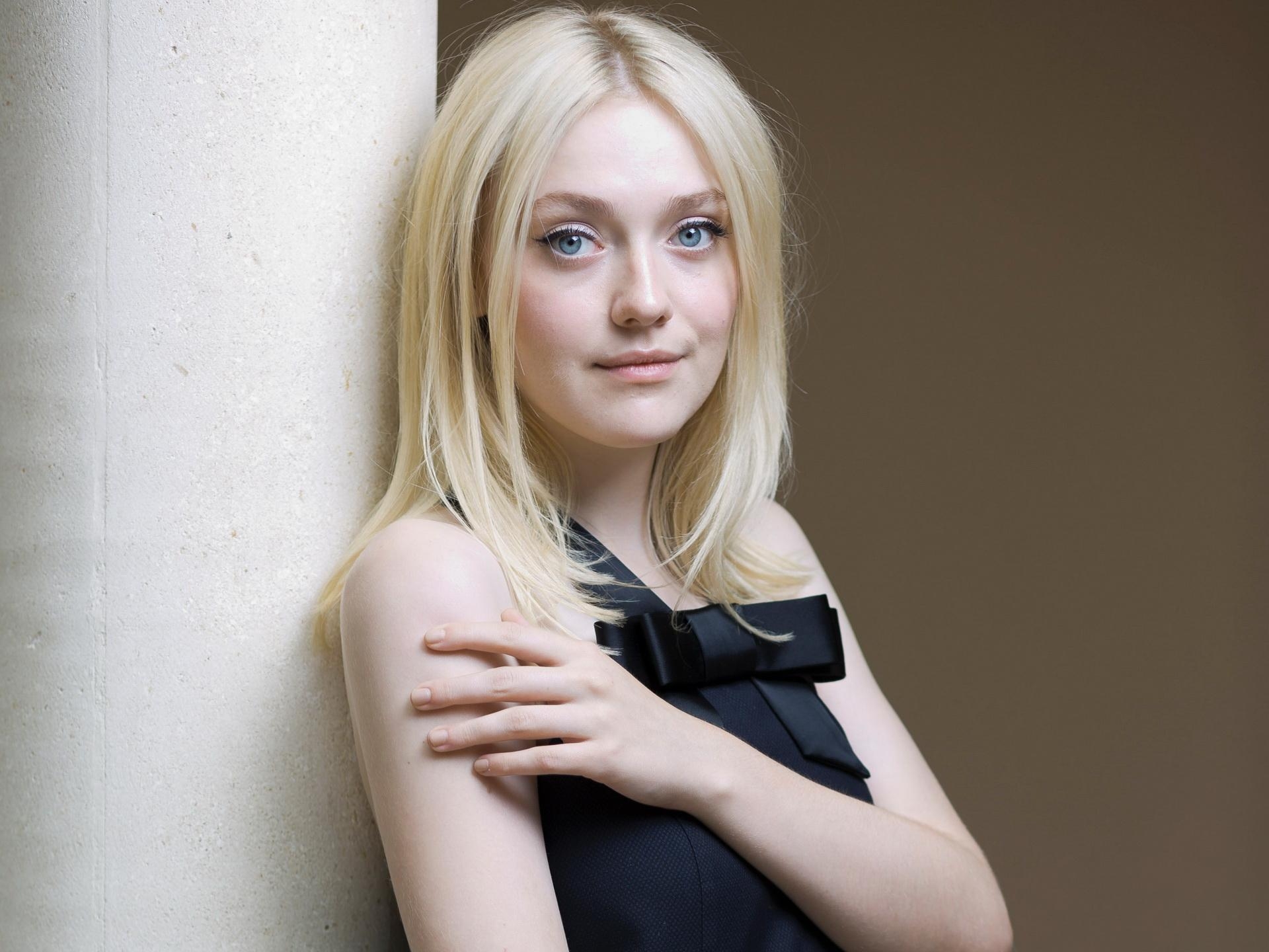 1920x1440 Dakota Fanning Wallpaper 15 X 1440, Desktop