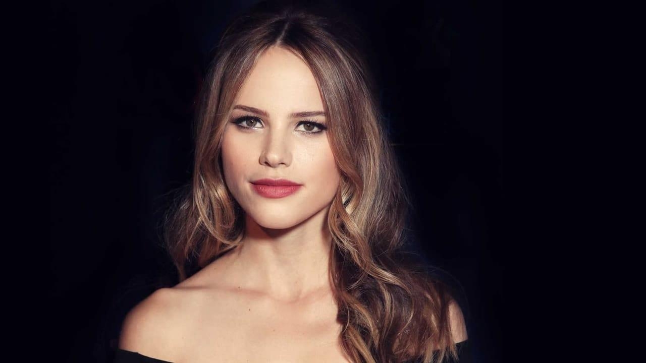 1280x720 Halston Sage High Resolution 1920×1080, Desktop