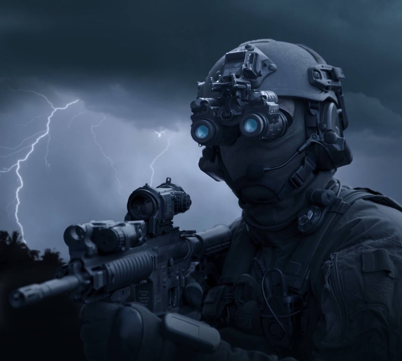 1280x1150 Special operations forces soldier equipped with night vision and an HK416 assault rifle Poster Print # VARPSTTWE300037M, Desktop