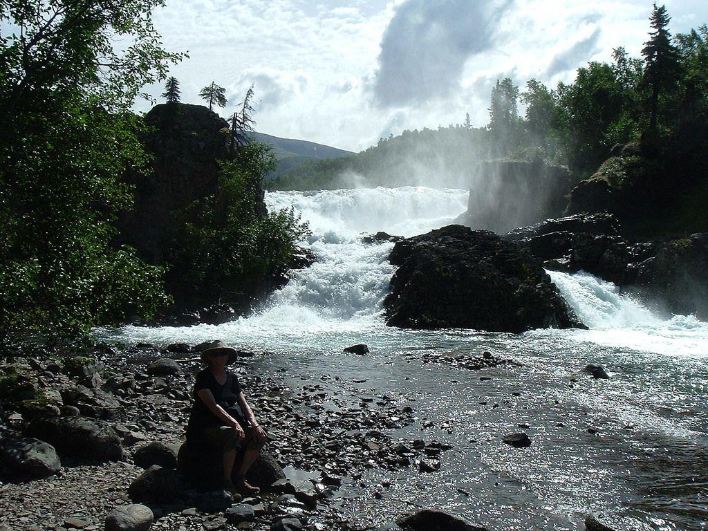 1030x770 Lake Clark National Park and Preserve -Tanalian F, Desktop