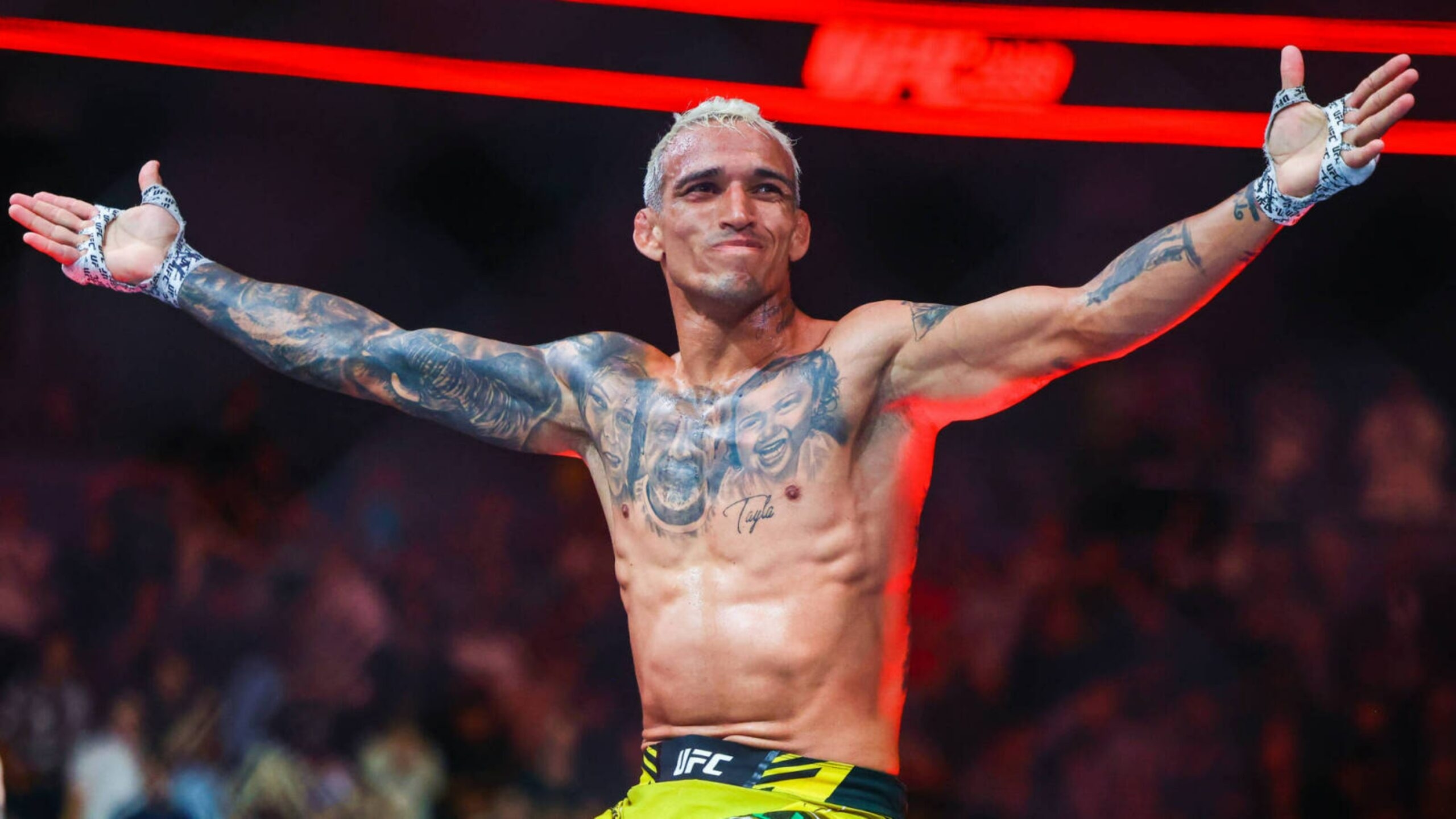2560x1440 Charles Oliveira UFC Wallpaper HQ, Desktop
