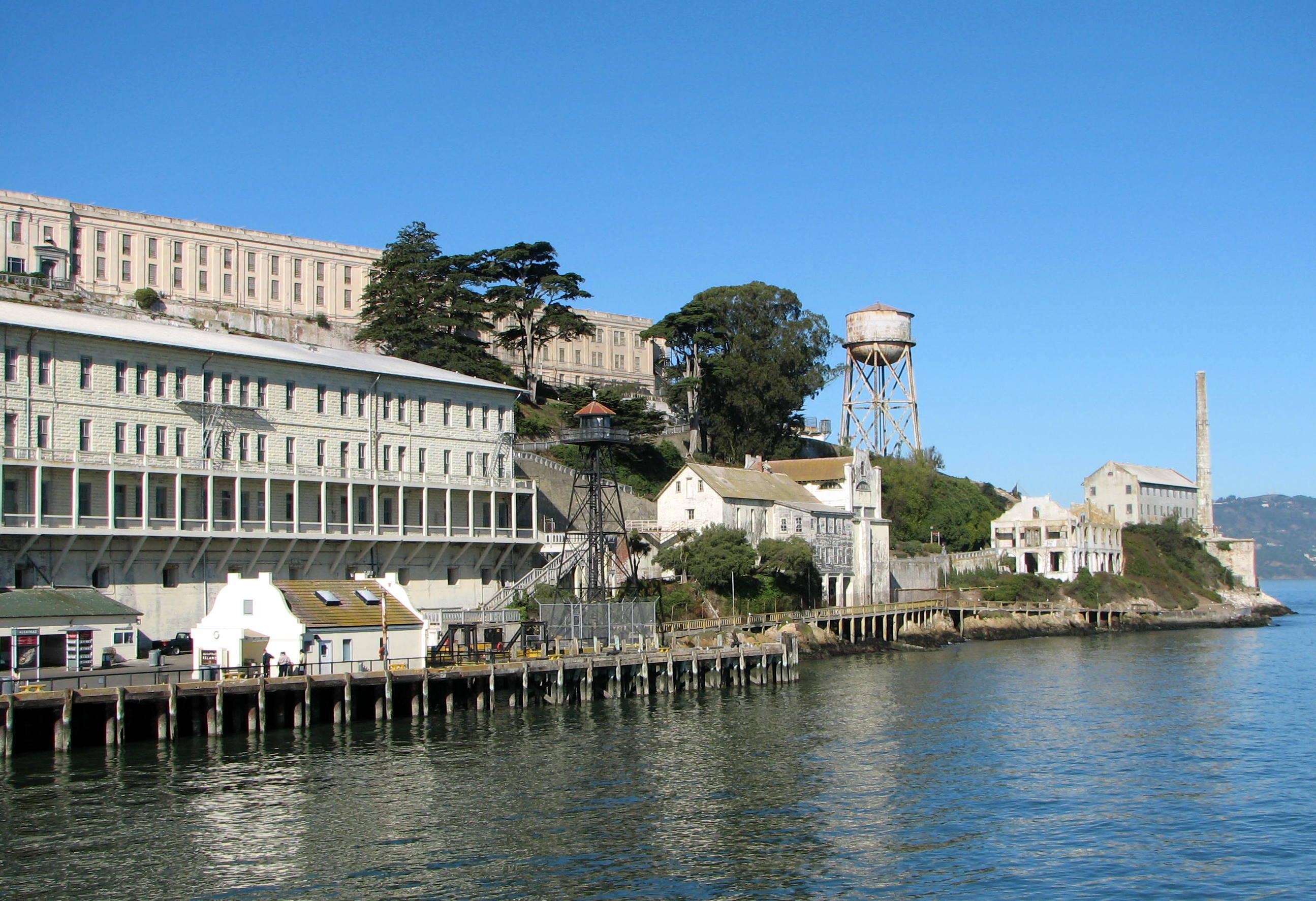 2590x1780 Exclusive Alcatraz Island United States Wallpaper. America, Desktop