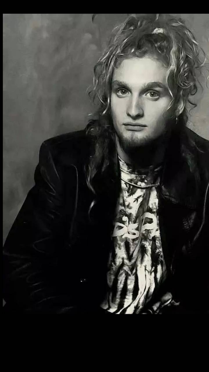 720x1280 Luscious Layne wallpaper, Phone