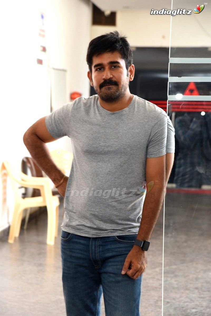 800x1200 Vijay Antony Photo Actor photo, image, gallery, stills, Phone