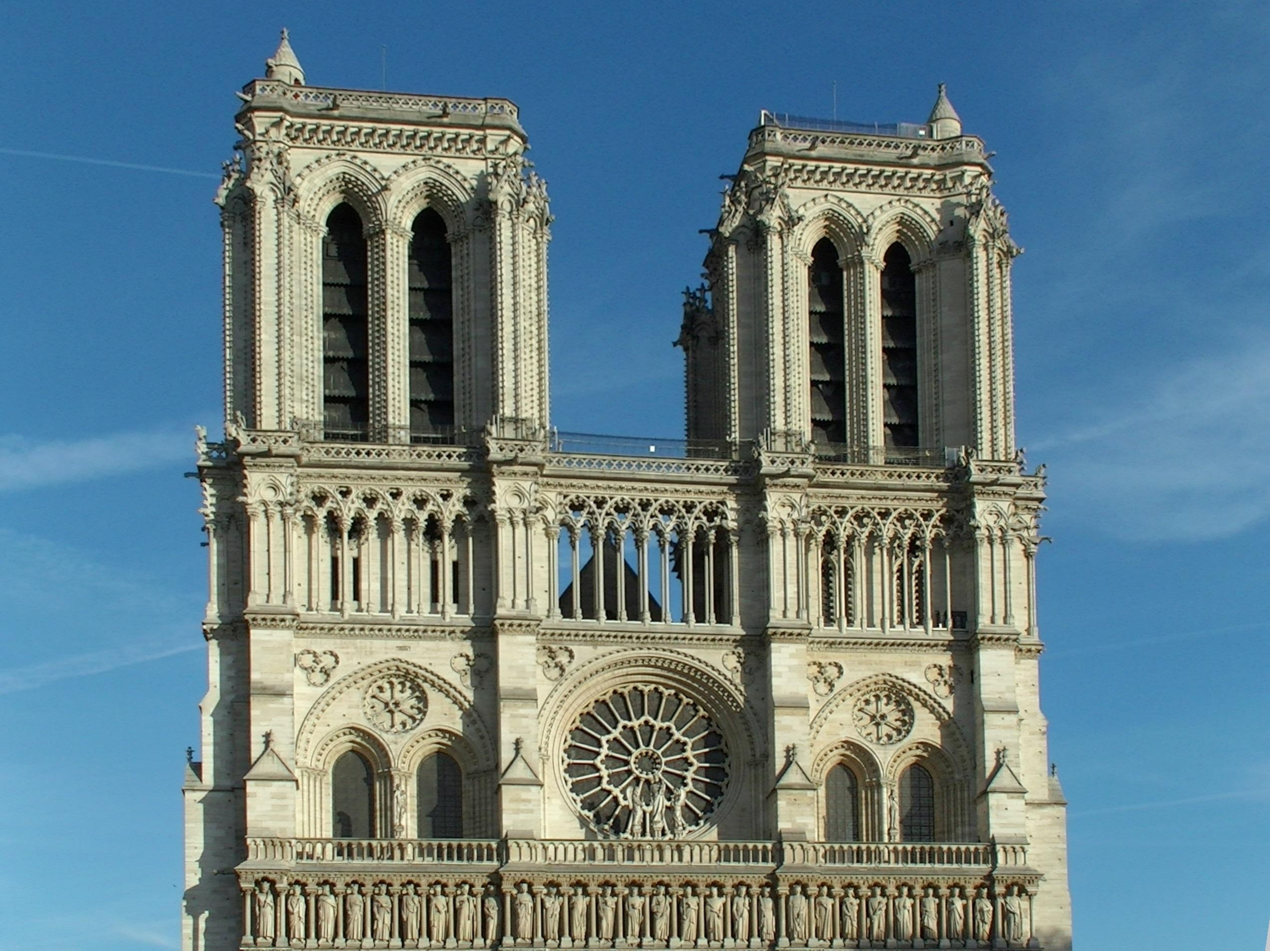 2550x1910 notre dame cathedral free image, Desktop