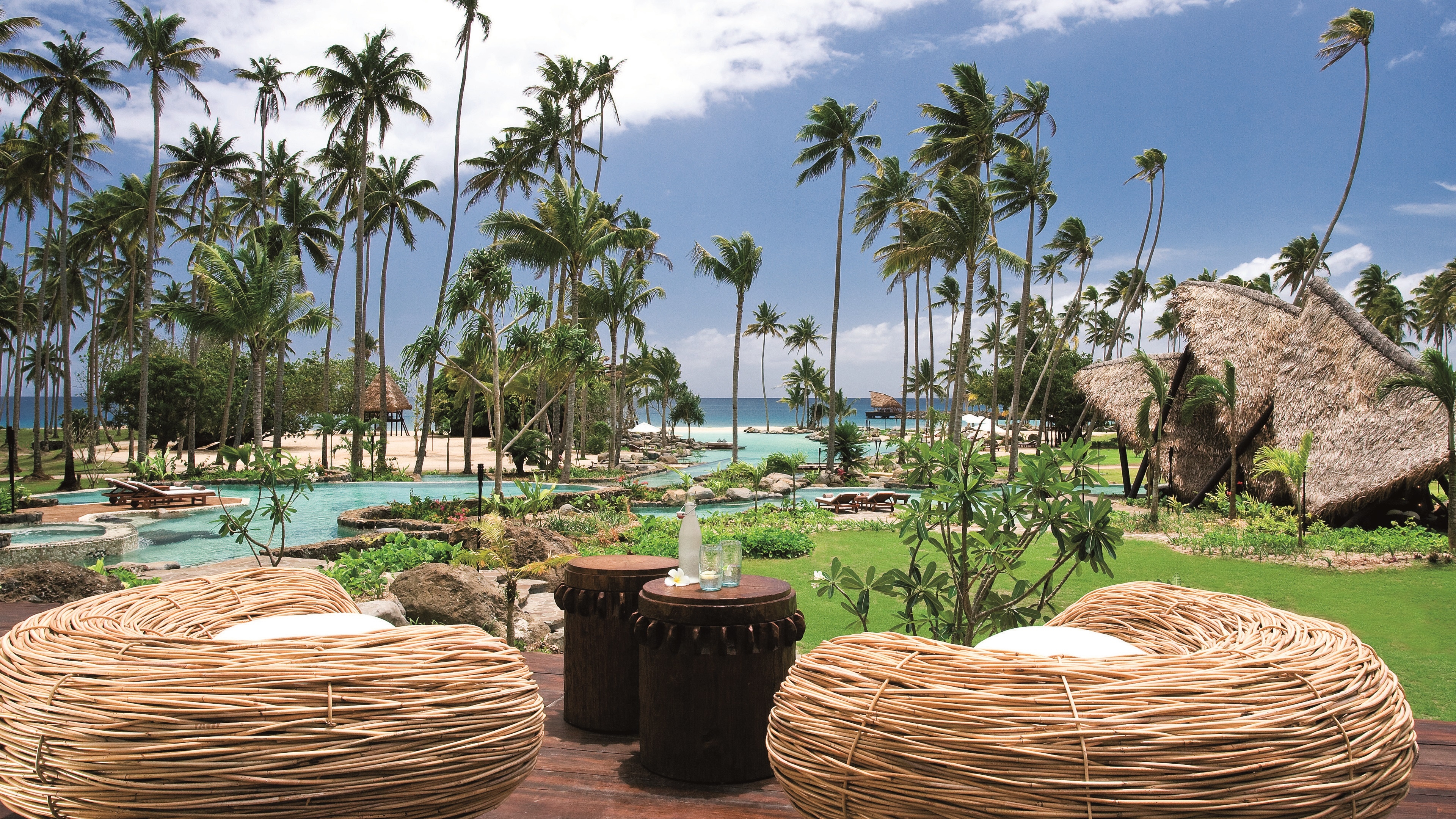 3840x2160 Wallpaper Resort, sea, palm trees, pool, Laucala Island, Fiji  UHD 4K Picture, Image, Desktop